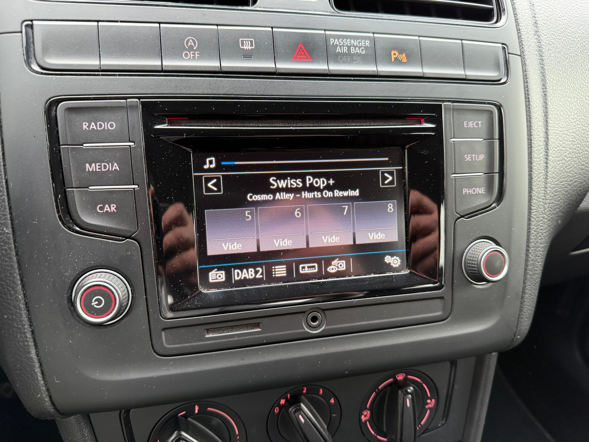 VW Polo 1.0 BMT Trendline-image-7
