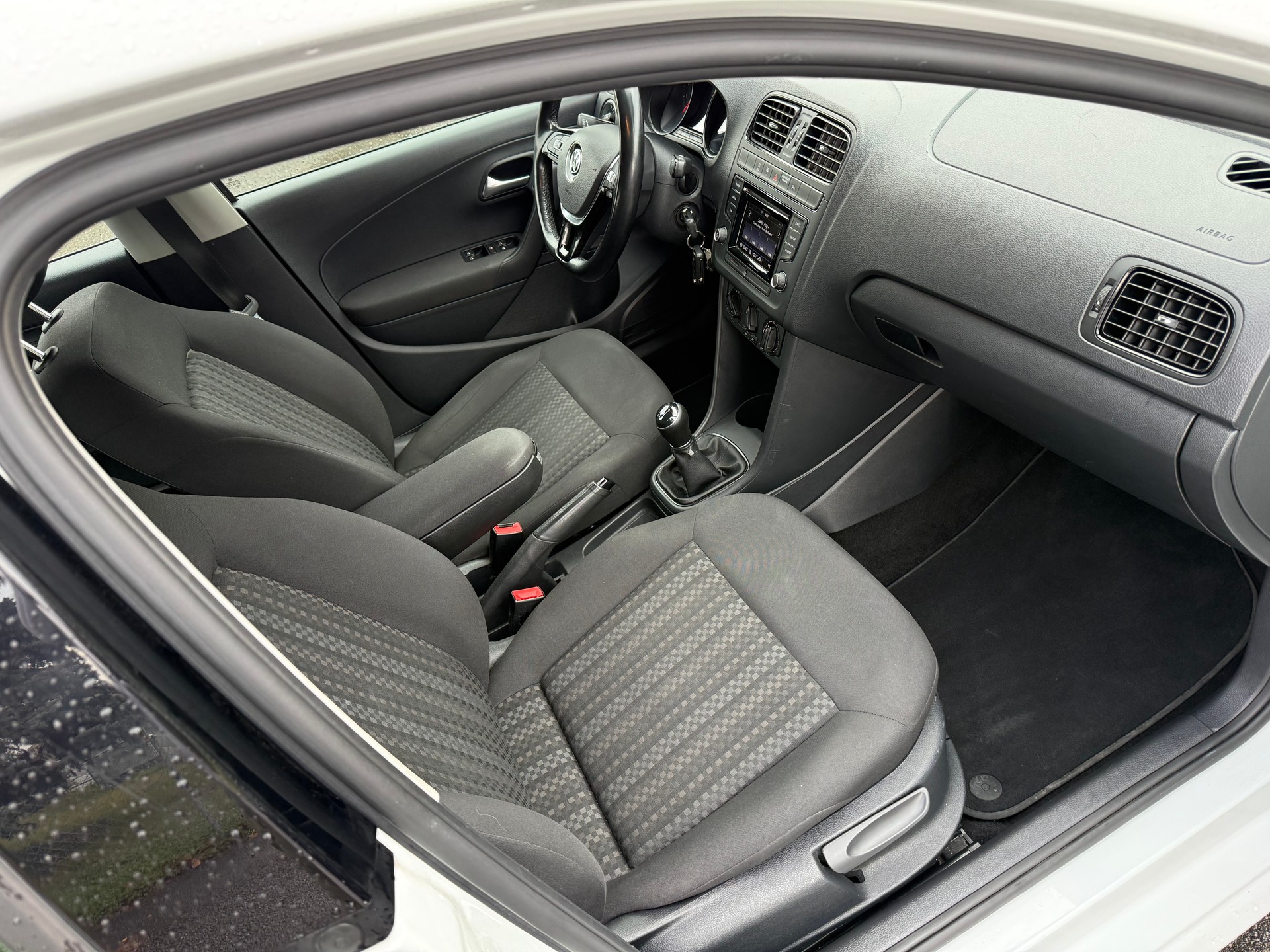 VW Polo 1.0 BMT Trendline-image-10