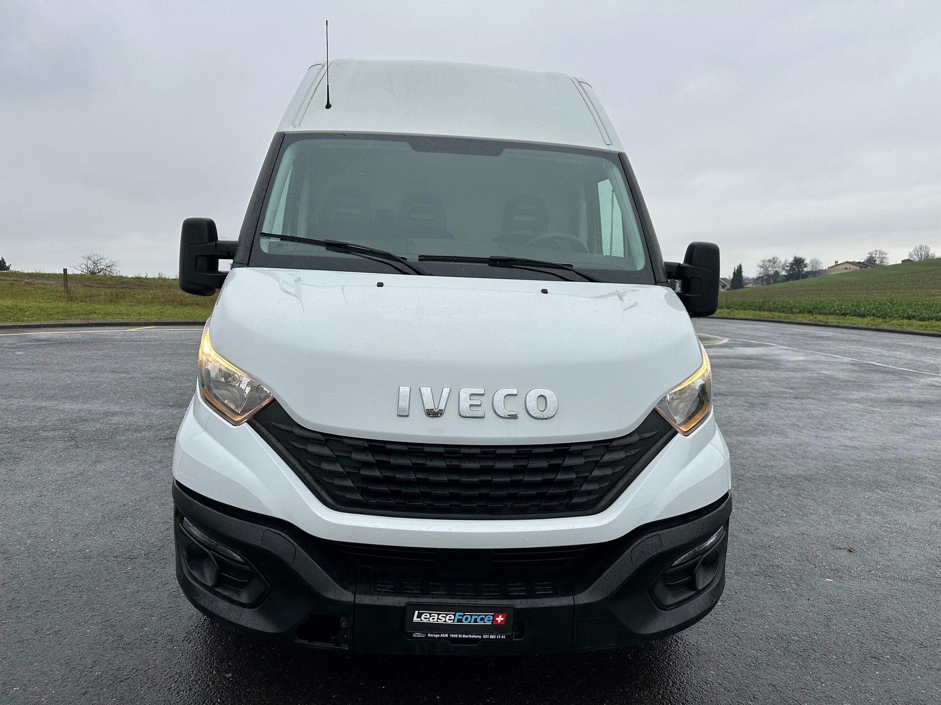 IVECO 35 S 14 V-image-5