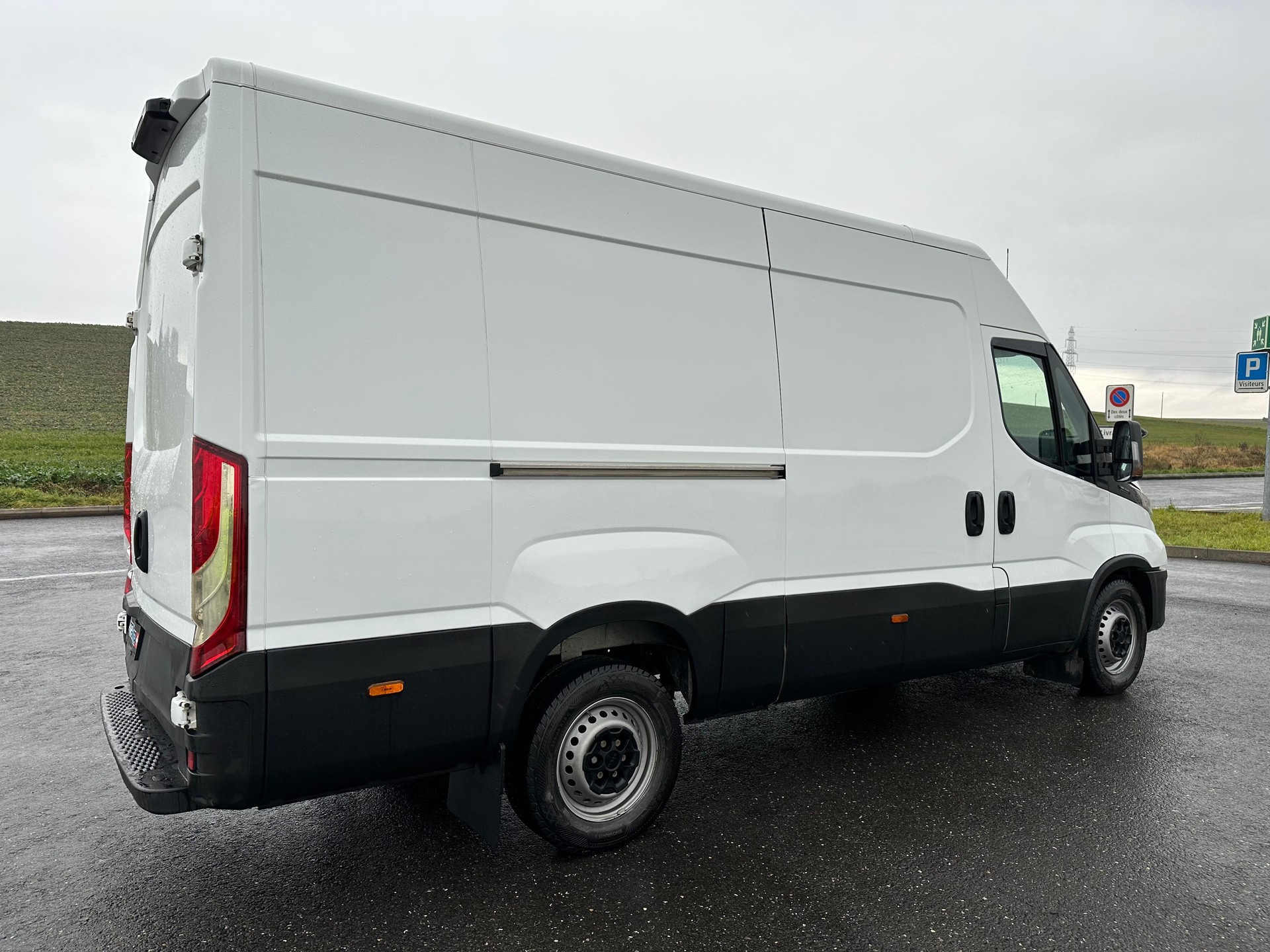 IVECO 35 S 14 V-image-14