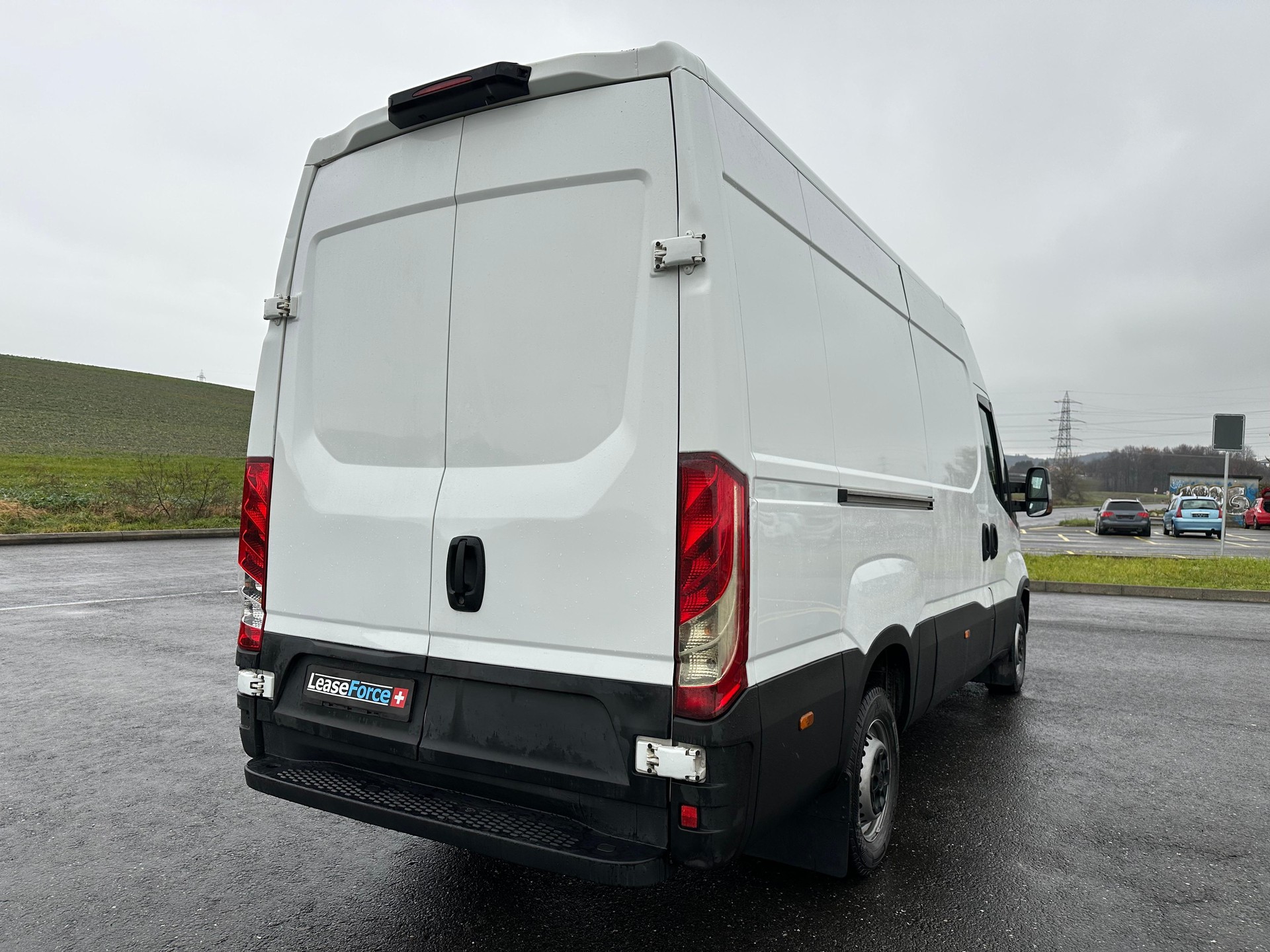 IVECO 35 S 14 V-image-10