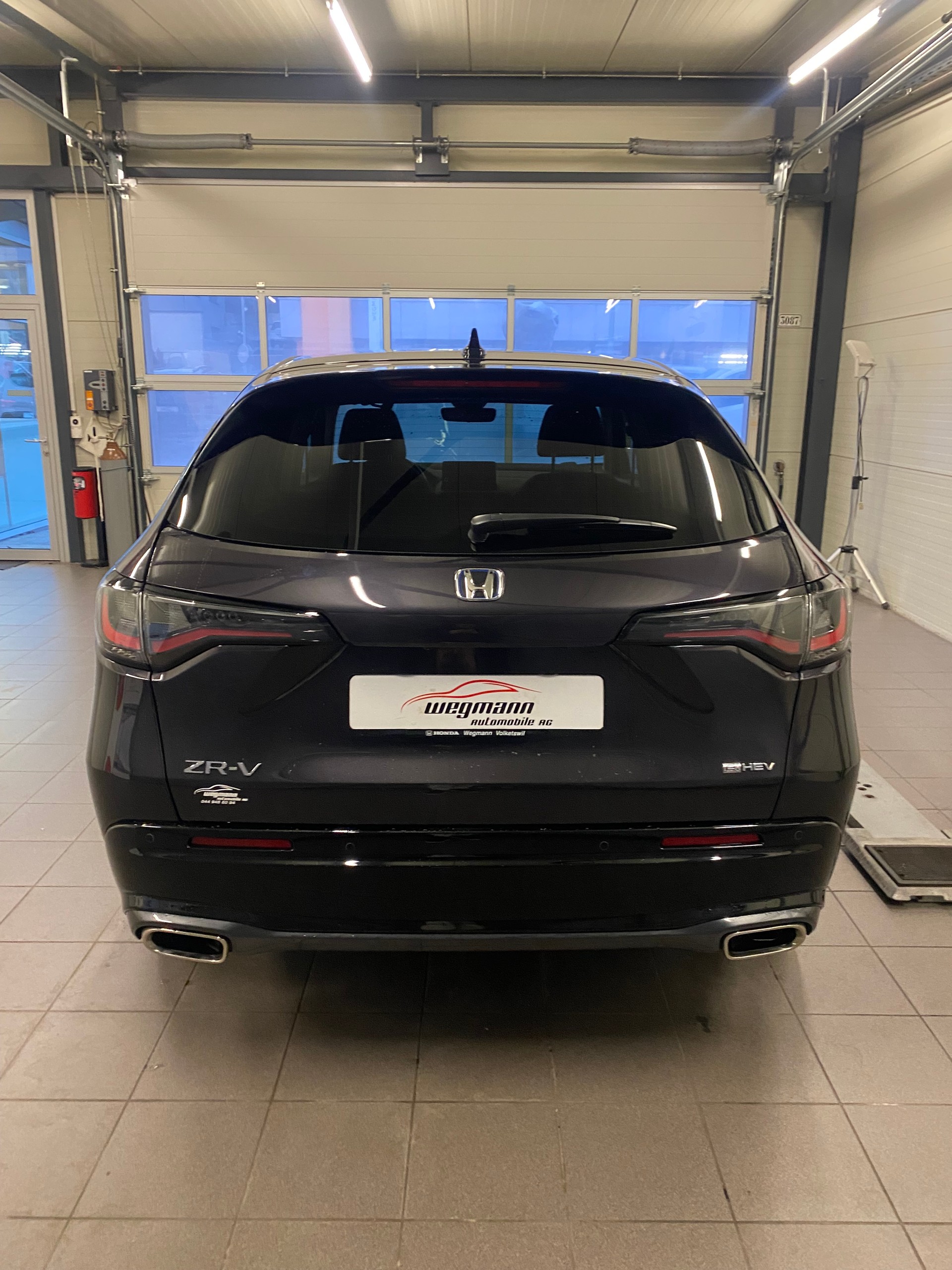 HONDA ZR-V 2.0i MMD Hybrid Sport Automatic-image-4