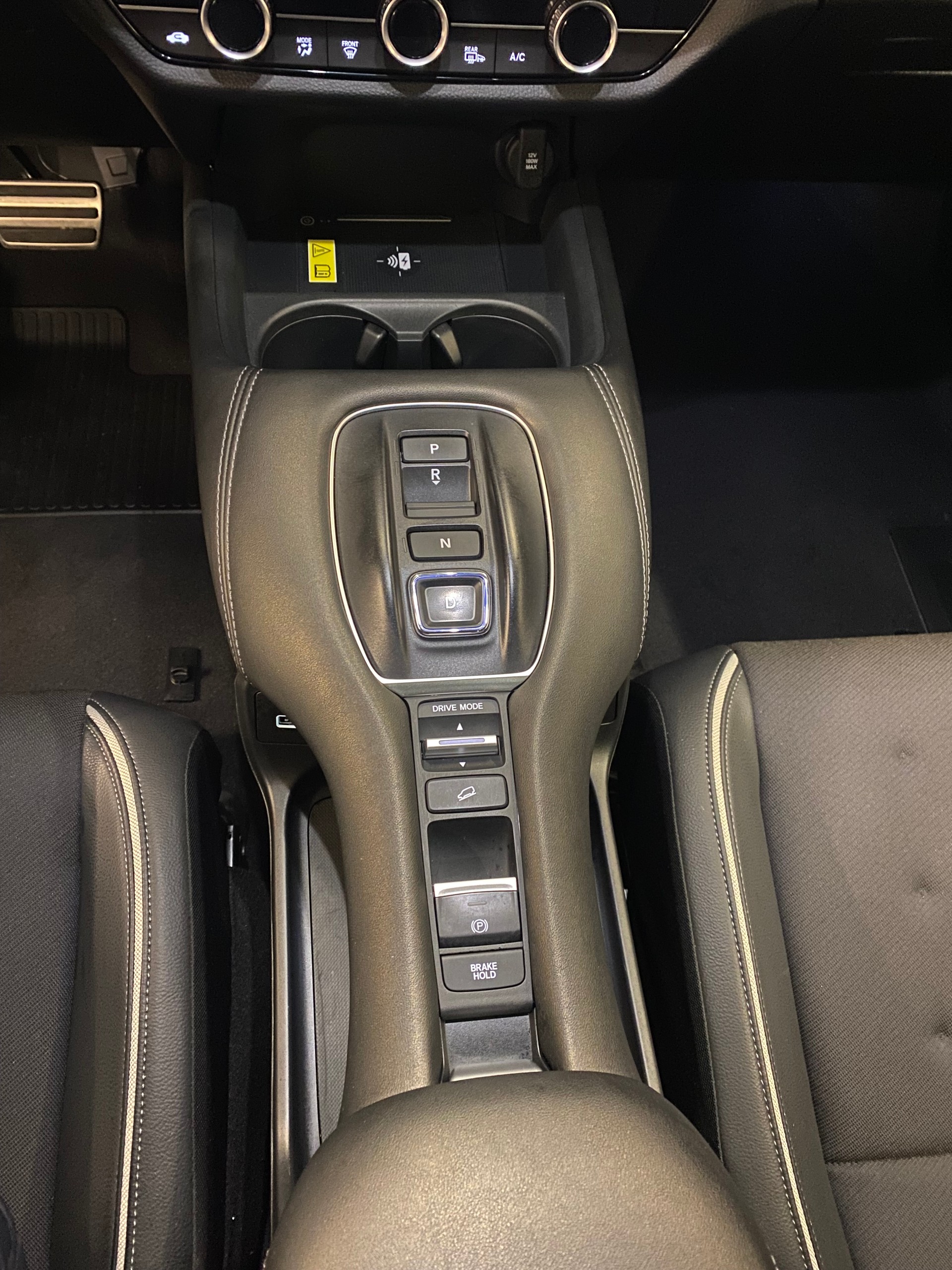 HONDA ZR-V 2.0i MMD Hybrid Sport Automatic-image-12