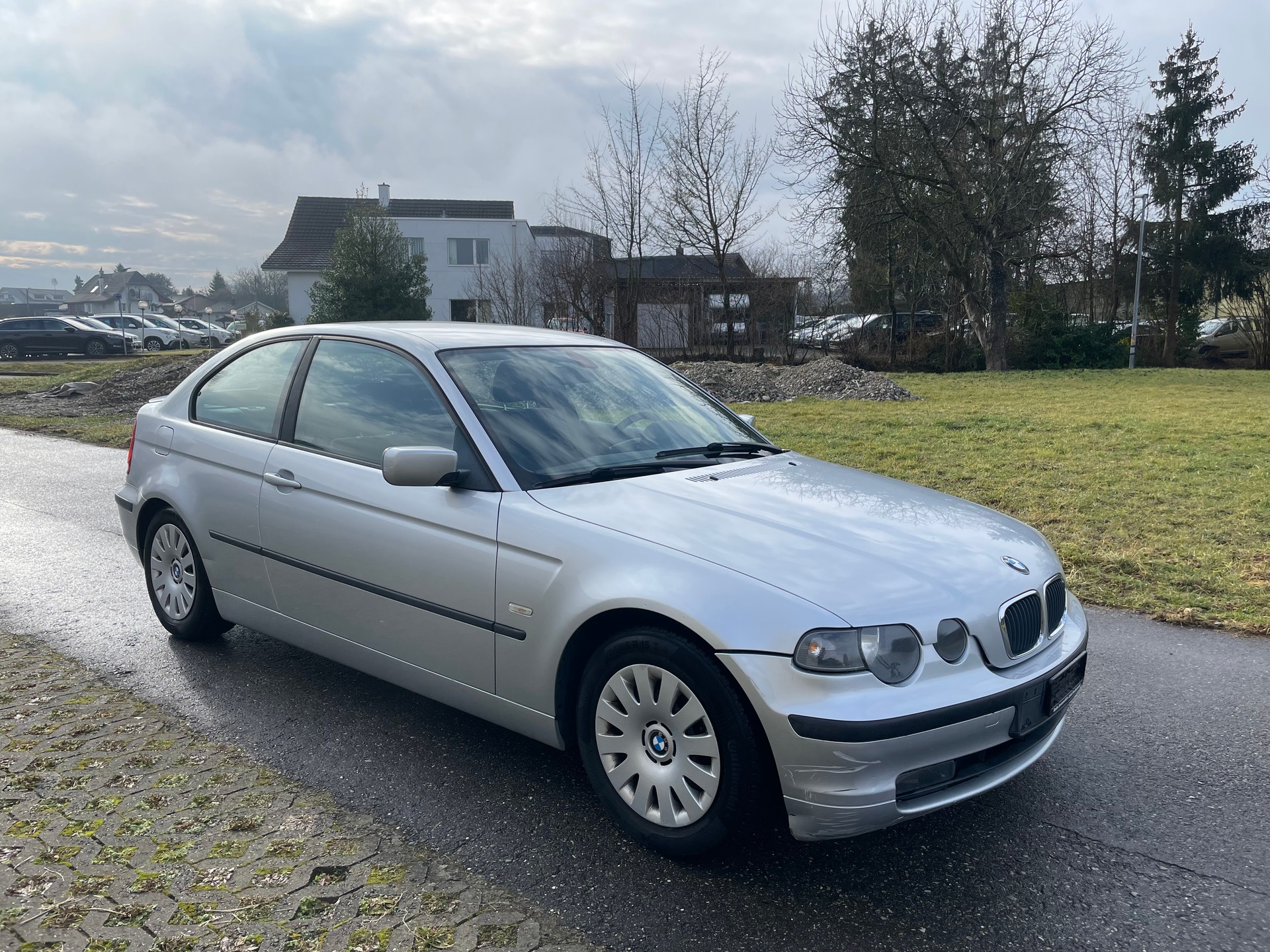 BMW 316i Advantage-image-0