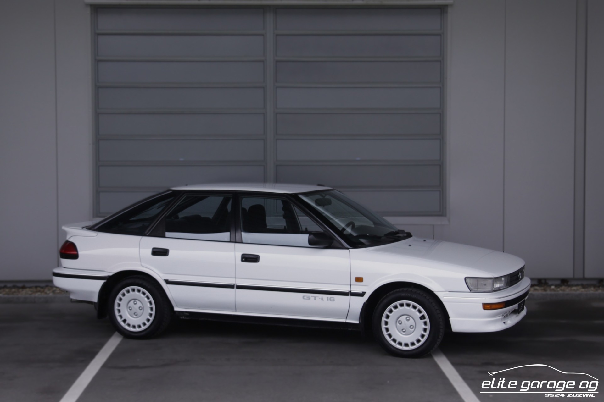 TOYOTA Corolla 1.6 GTi Liftback-image-6
