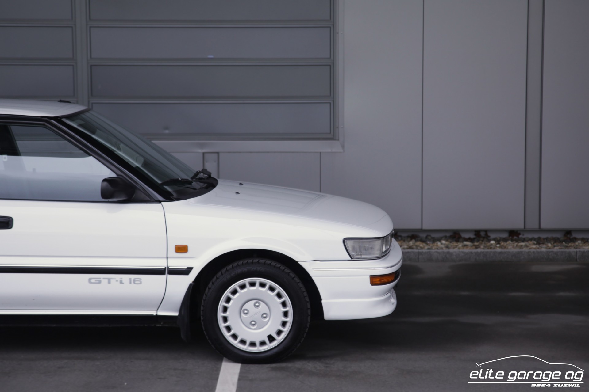 TOYOTA Corolla 1.6 GTi Liftback-image-9