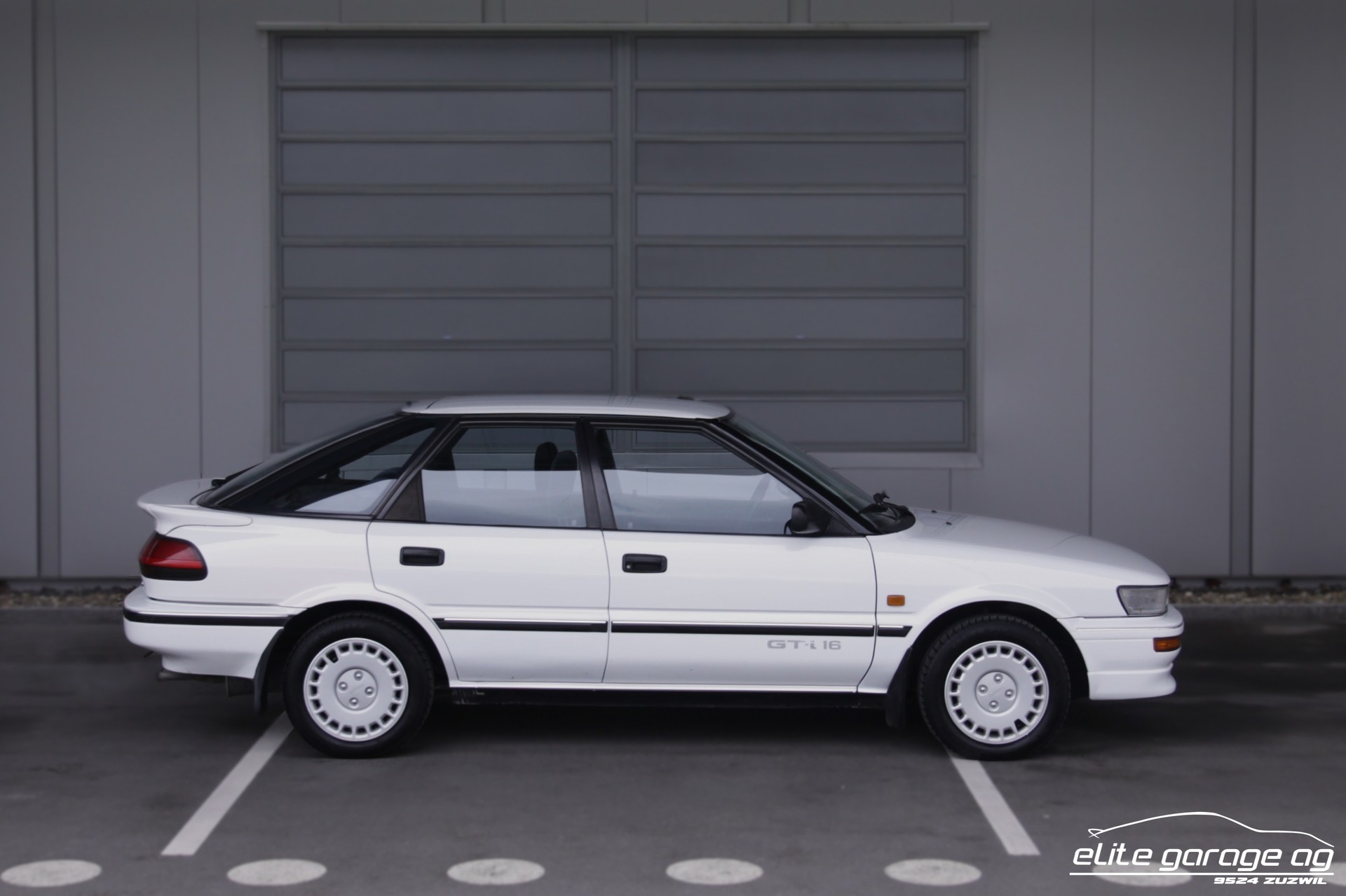 TOYOTA Corolla 1.6 GTi Liftback-image-5