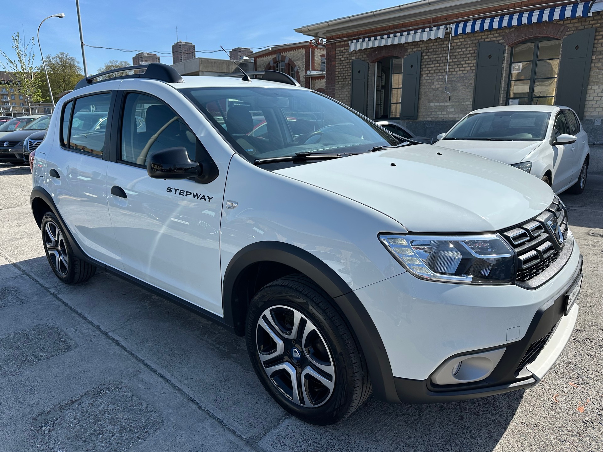 DACIA Sandero Tce 100 Celebration-image-2