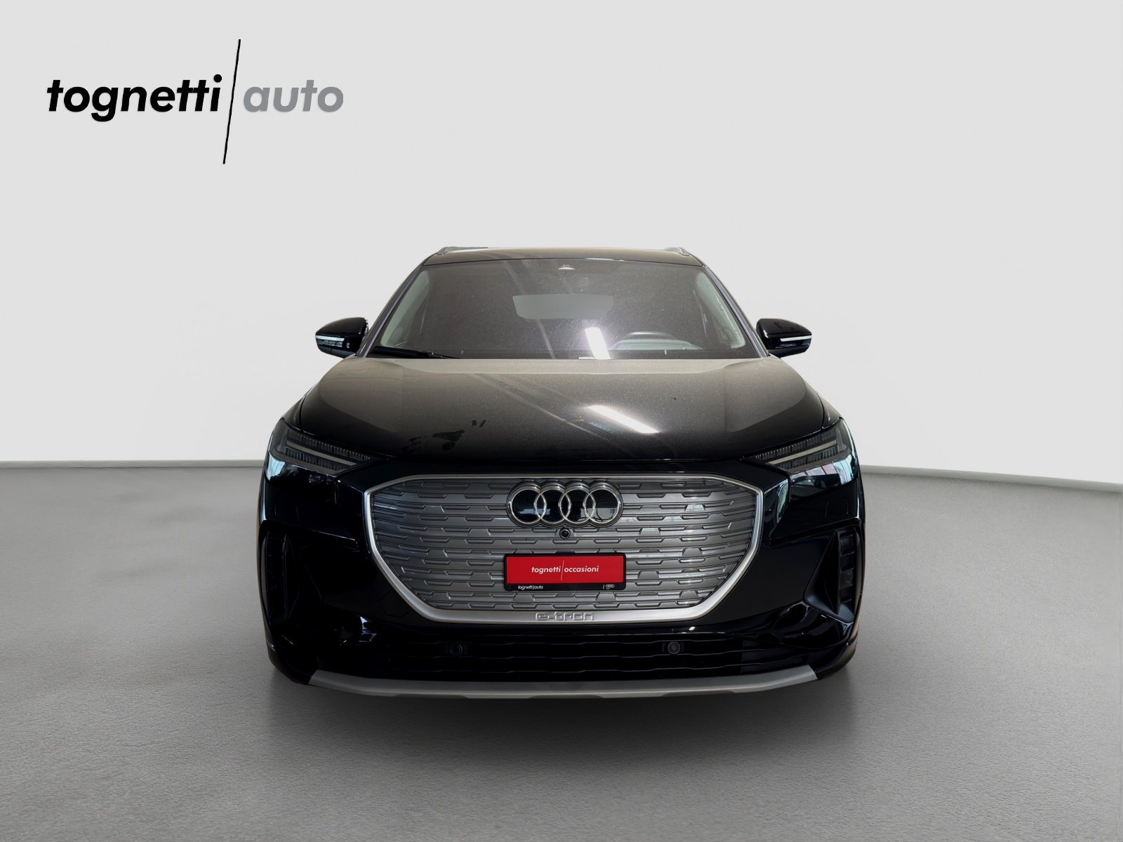 AUDI Q4 e-tron 50 quattro-image-4