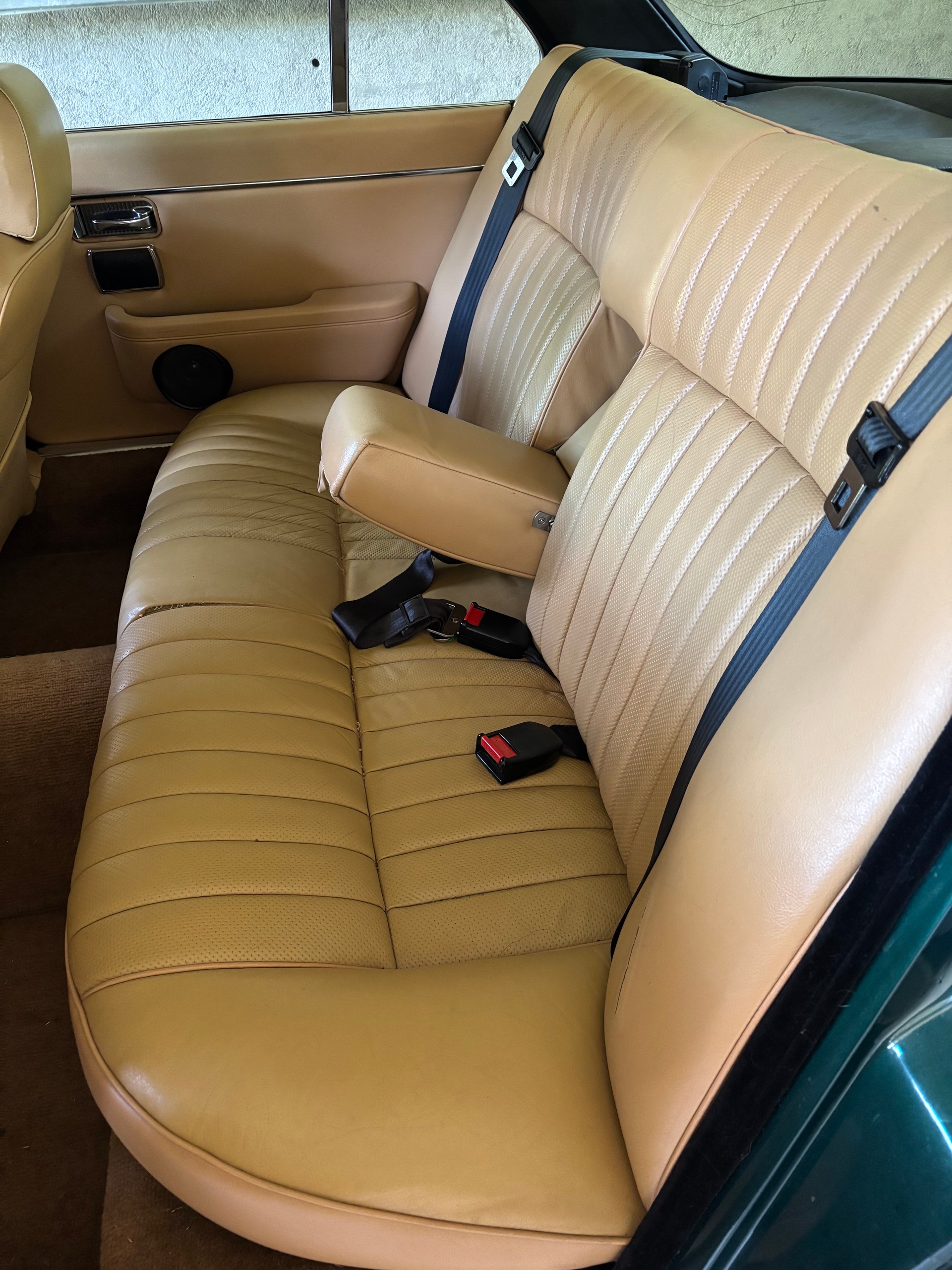 JAGUAR XJ6 4.2 Swiss-image-9