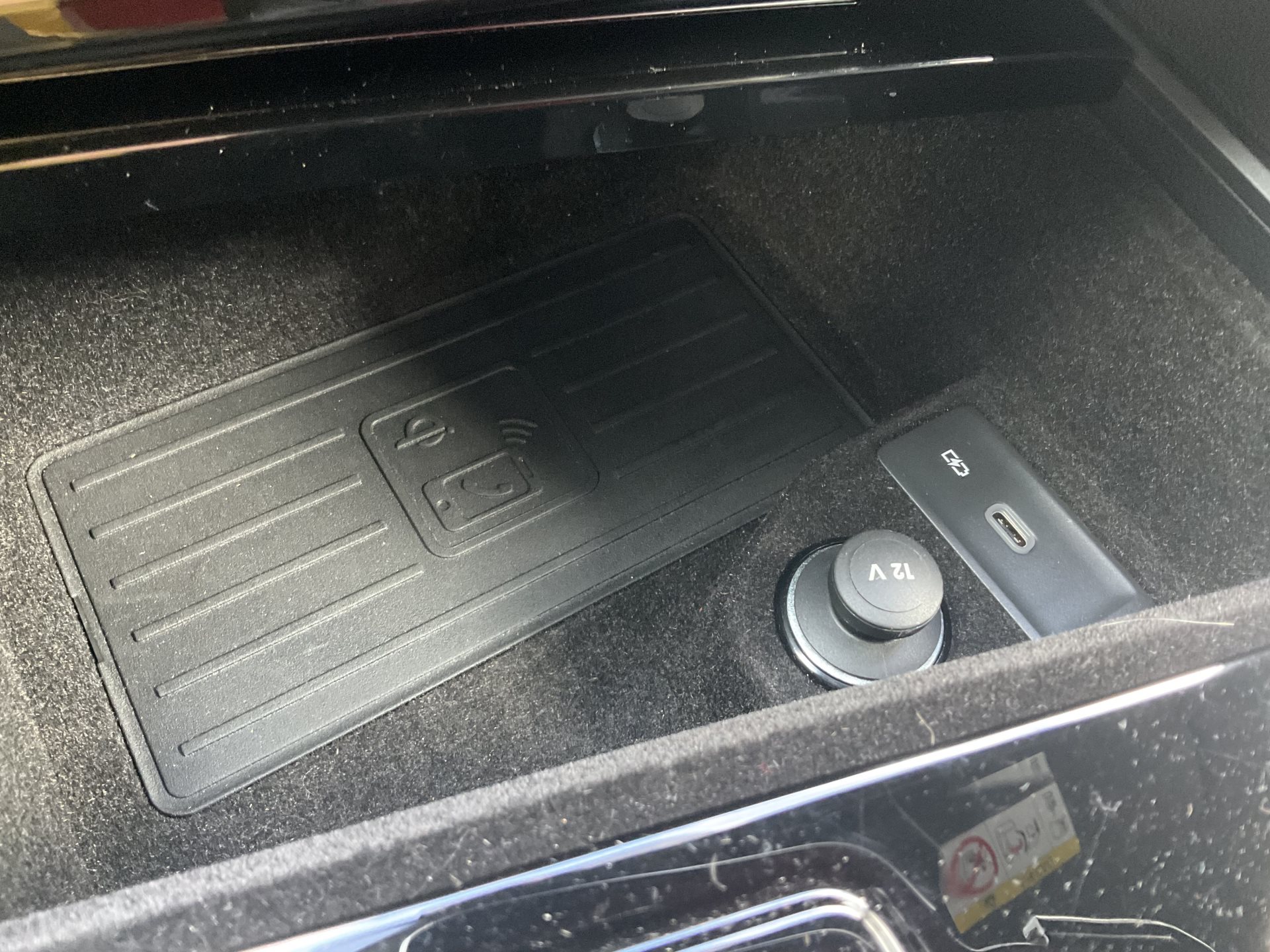 VW Touareg 3.0 TSI eHYBRID 462 PS 4MOTION R *** TOPAUSSTATTUNG & 5 JAHRE VW WERSGARANTIE ***-image-22