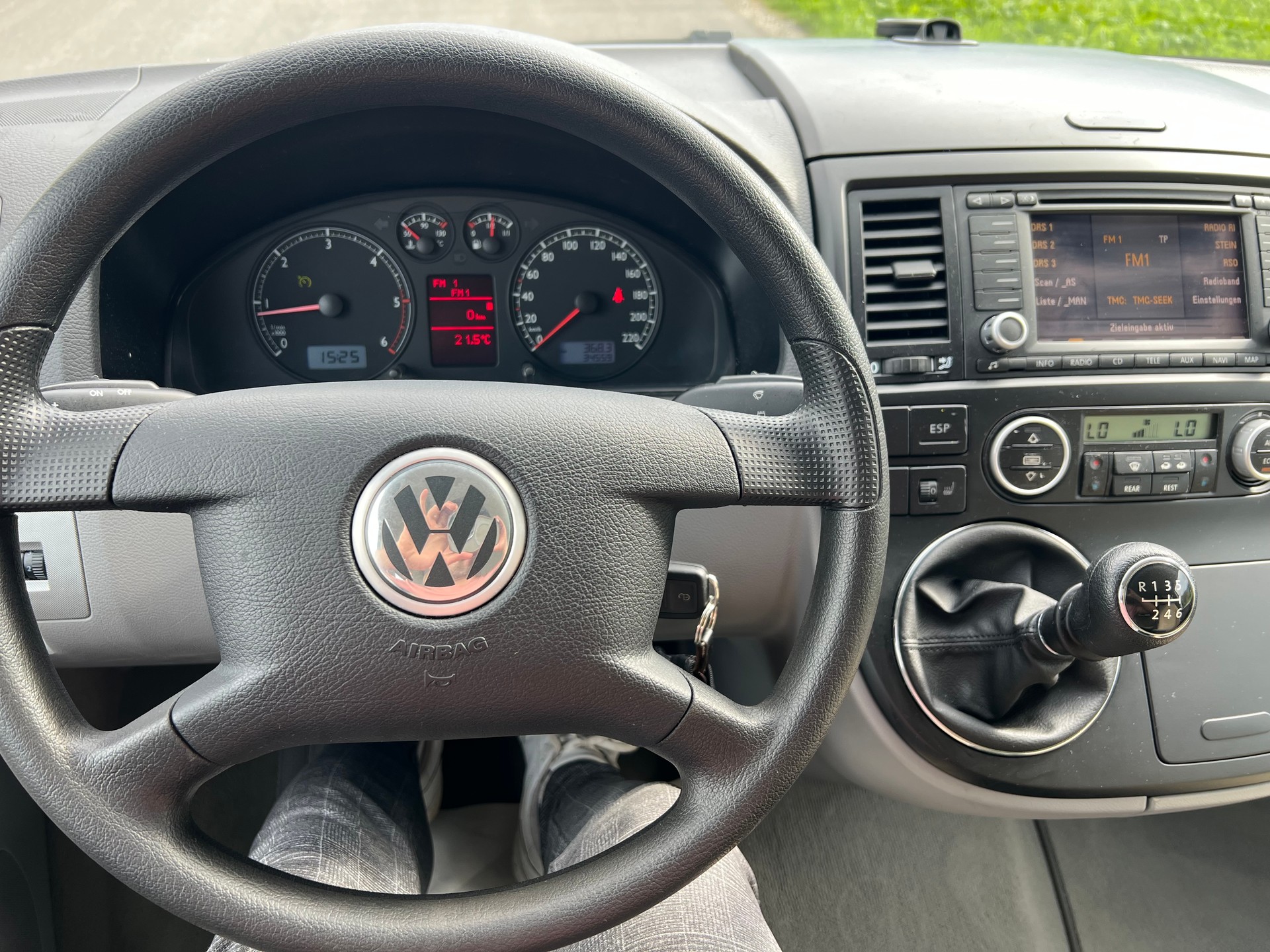 VW T5 CALIFORNIA Camper-image-14