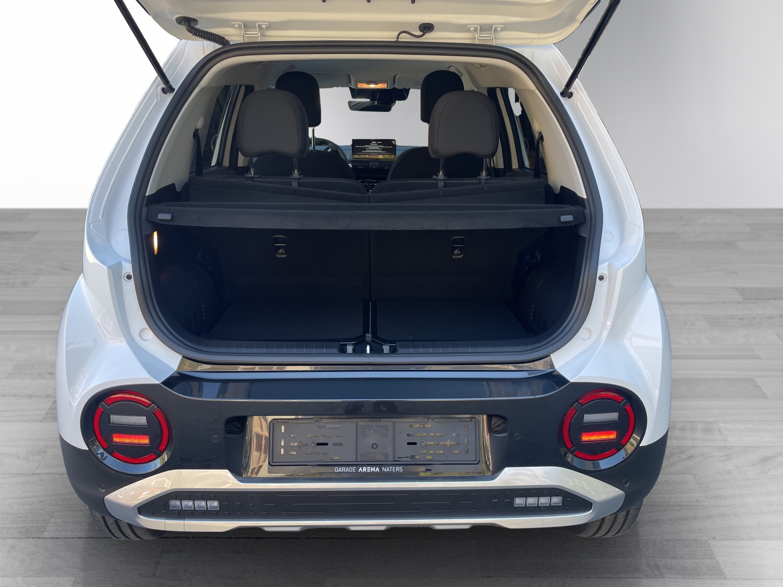 HYUNDAI Inster 49kWh Amplia-image-6