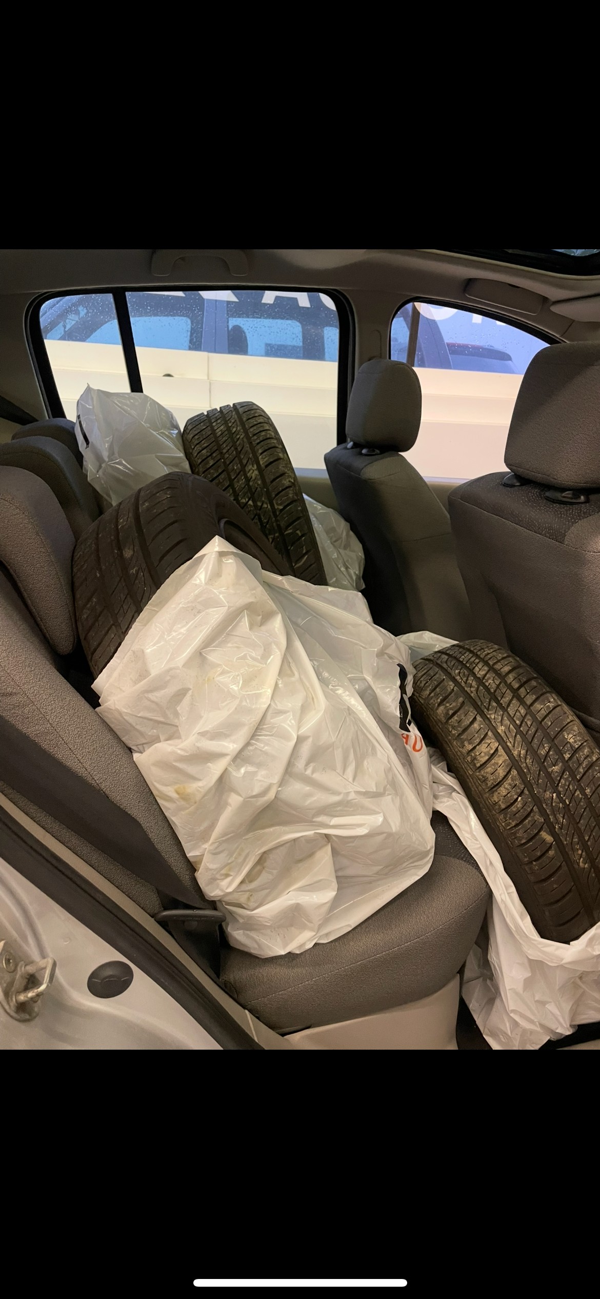 RENAULT Modus 1.4 16V Privilège Luxe-image-9