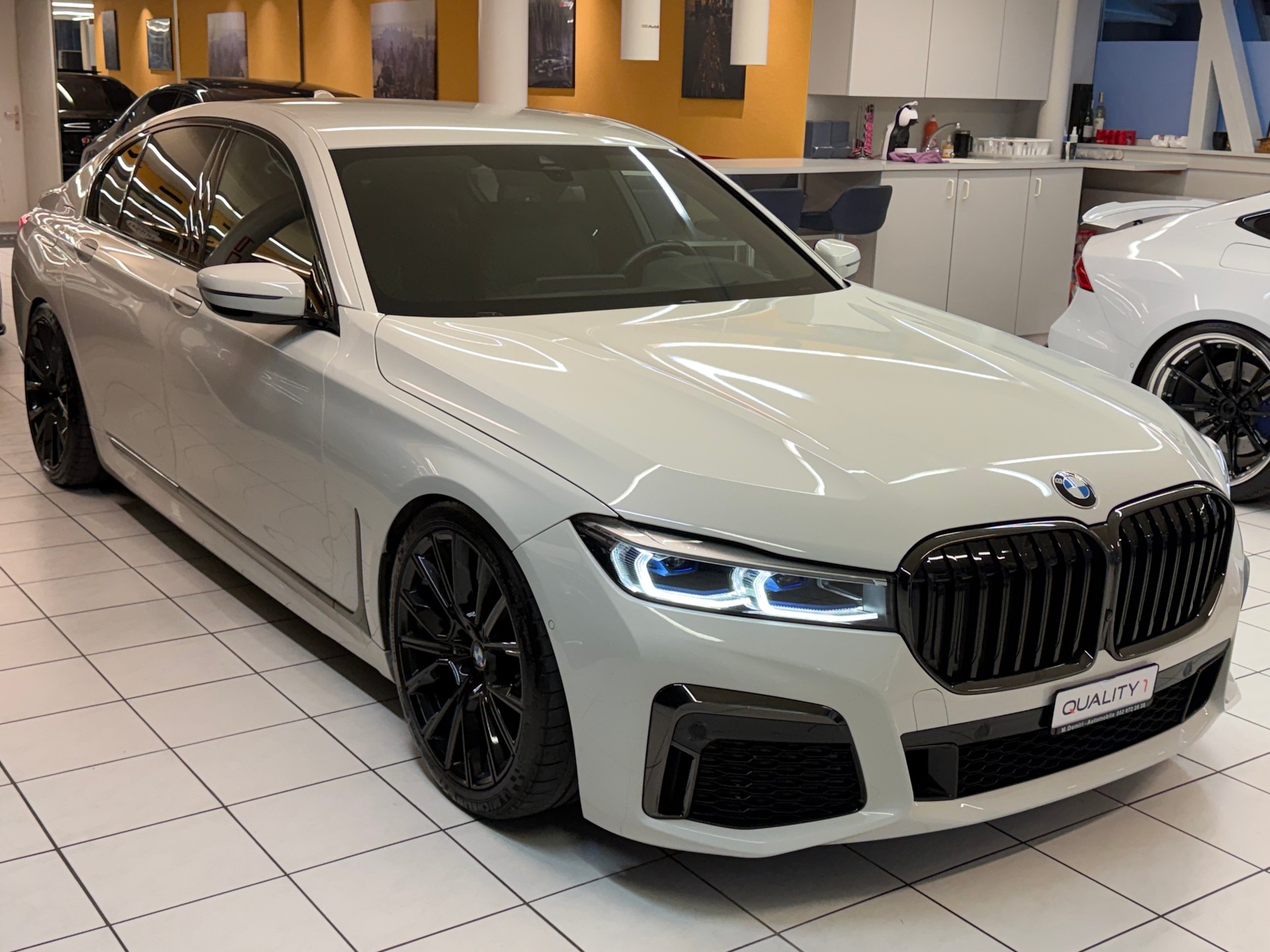 BMW 730d xDrive Steptronic-image-1