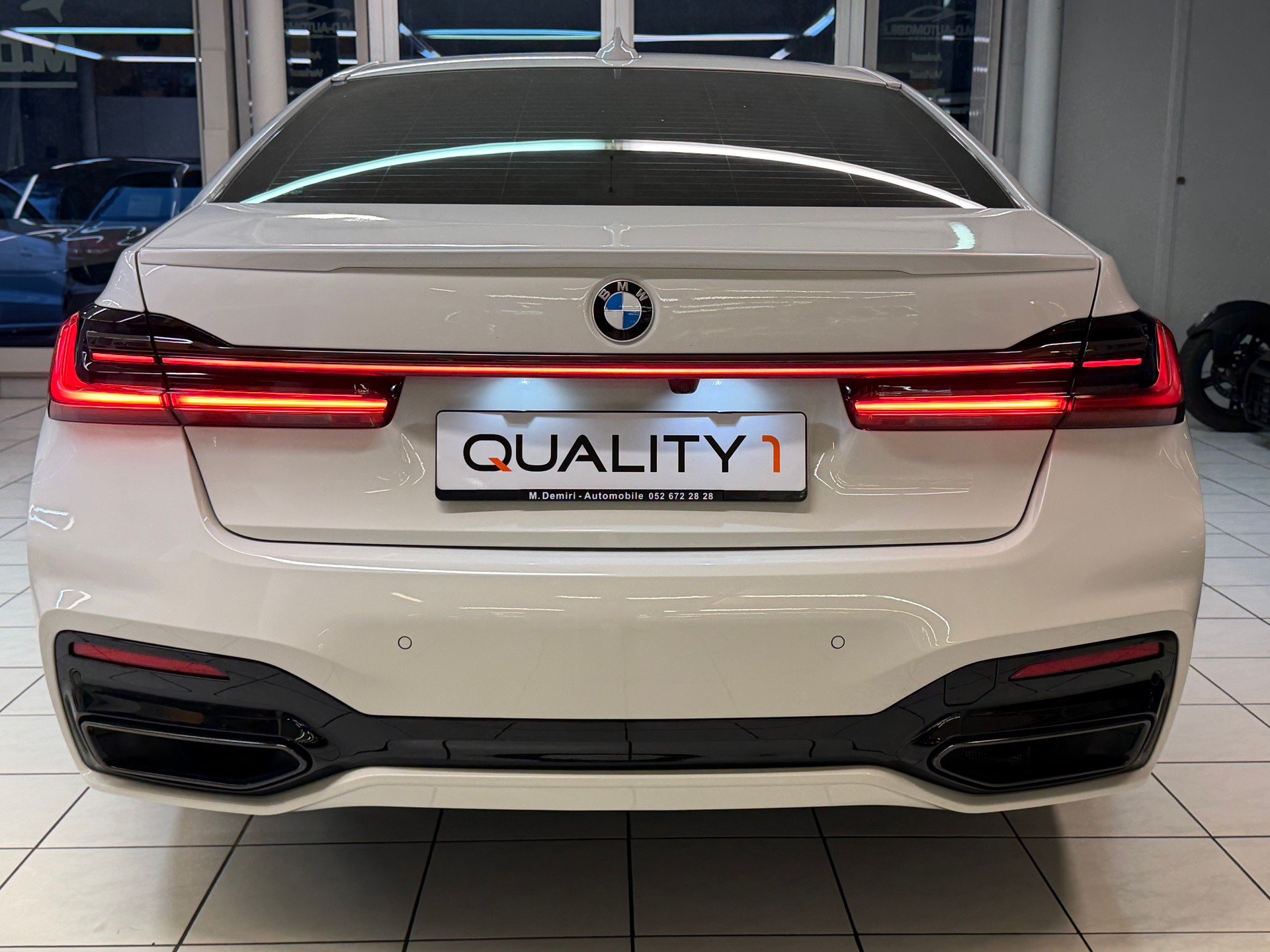 BMW 730d xDrive Steptronic-image-8