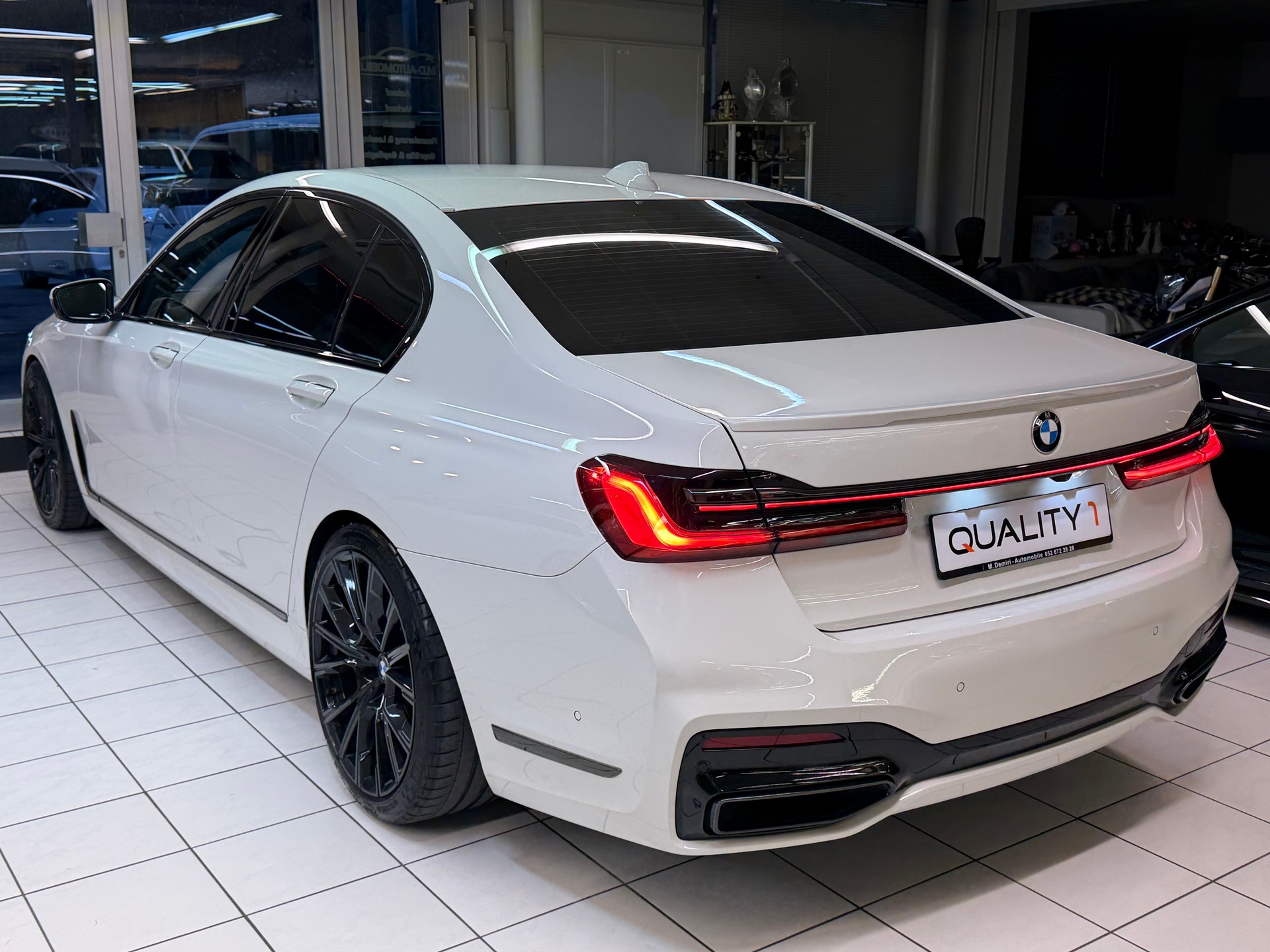 BMW 730d xDrive Steptronic-image-7