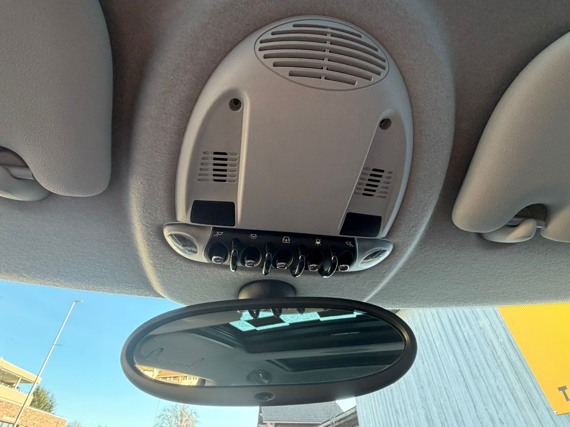 MINI Cooper S-image-13
