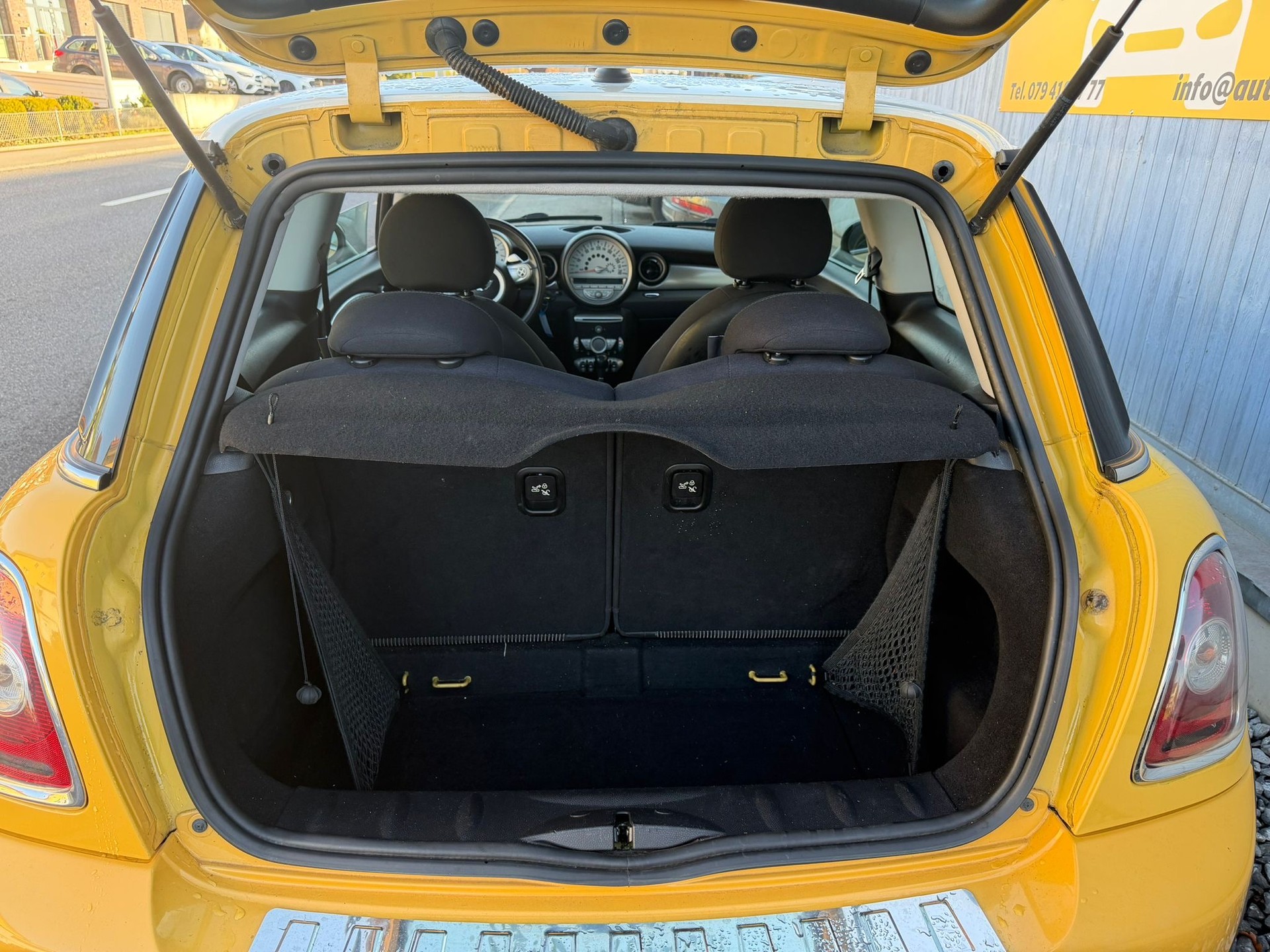 MINI Cooper S-image-9
