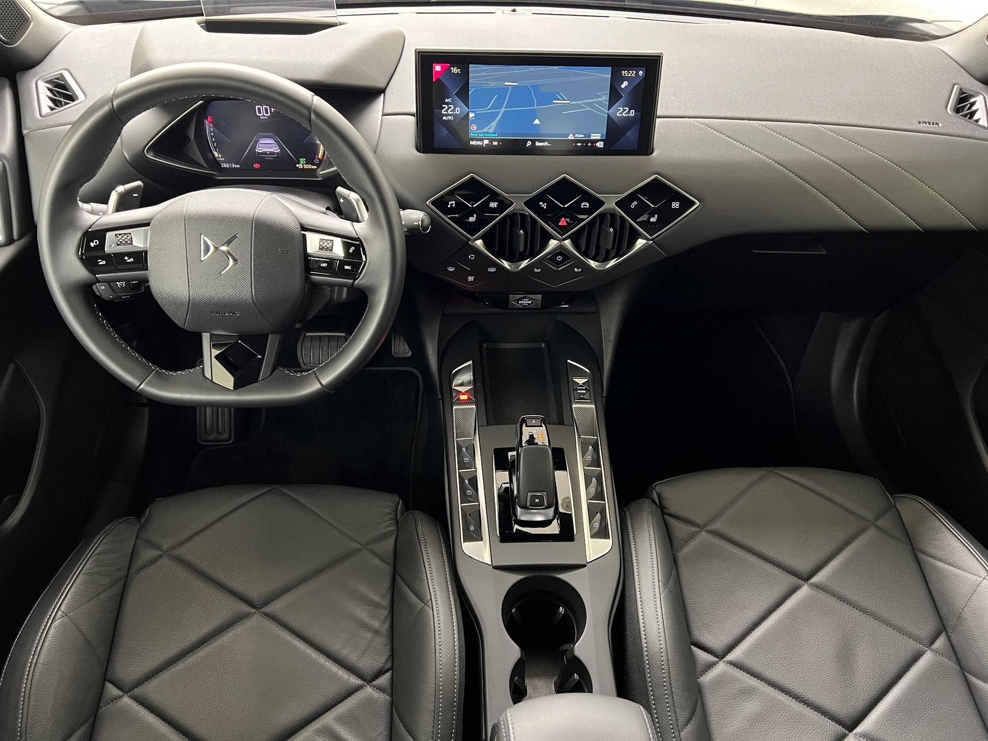 DS AUTOMOBILES 3 Crossback 1.2 PureTech 155 Bastille-image-8