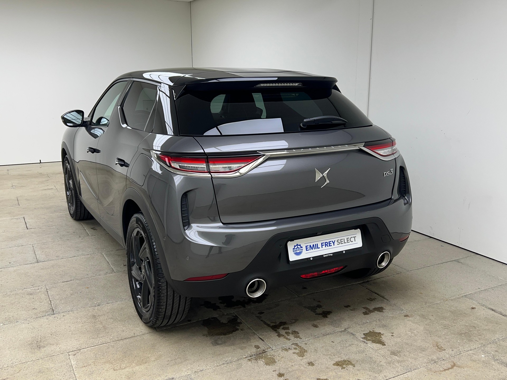 DS AUTOMOBILES 3 Crossback 1.2 PureTech 155 Bastille-image-4