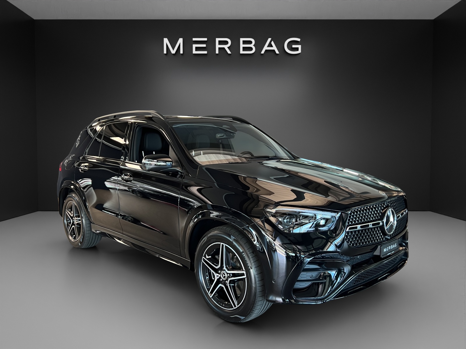MERCEDES-BENZ GLE 300 d 4Matic AMG Line-image-0