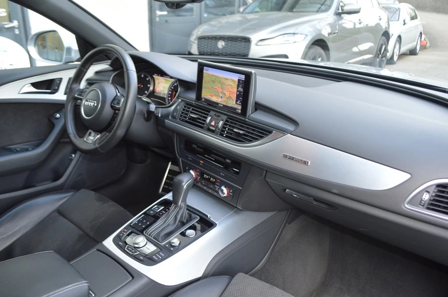 AUDI A6 Avant 3.0 TDI V6 quattro S-tronic S line-image-6