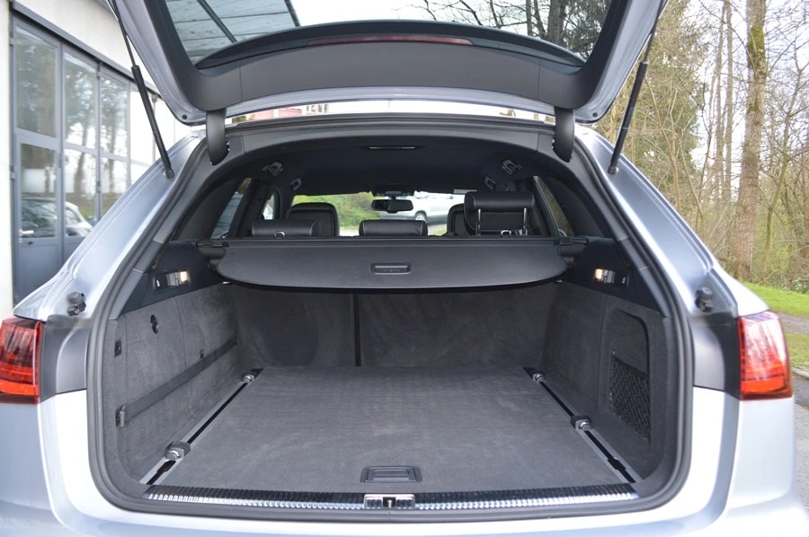AUDI A6 Avant 3.0 TDI V6 quattro S-tronic S line-image-10