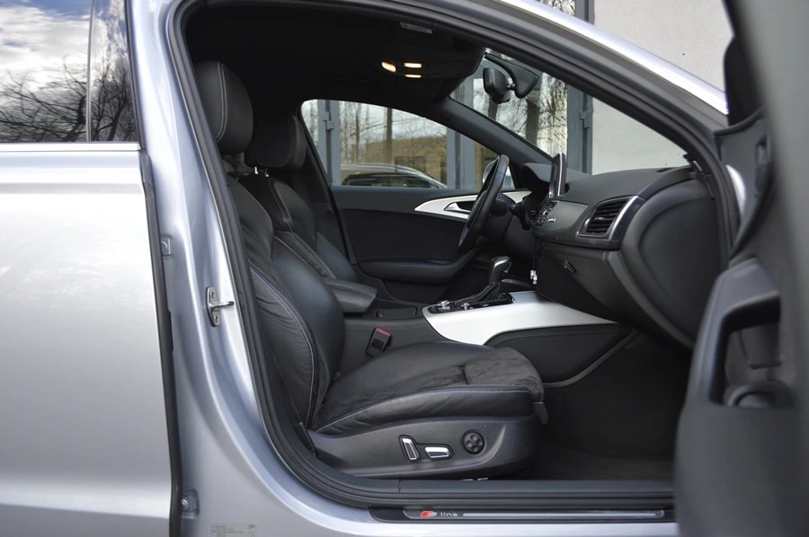 AUDI A6 Avant 3.0 TDI V6 quattro S-tronic S line-image-5