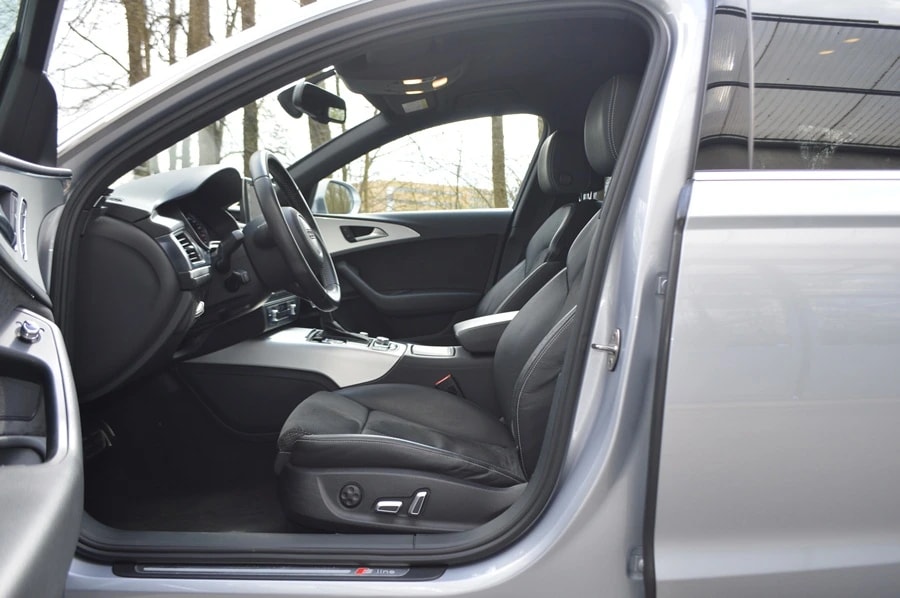 AUDI A6 Avant 3.0 TDI V6 quattro S-tronic S line-image-3