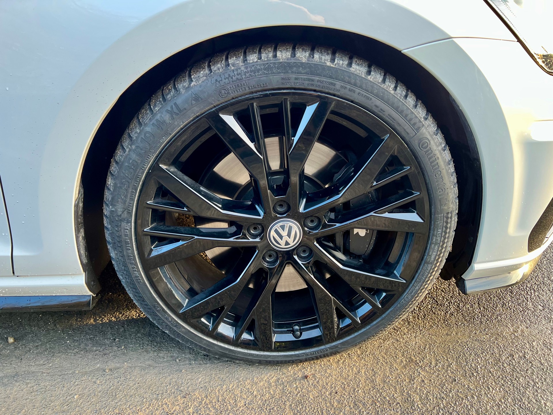 VW Golf Variant 2.0 TSI R 4Motion DSG-image-7