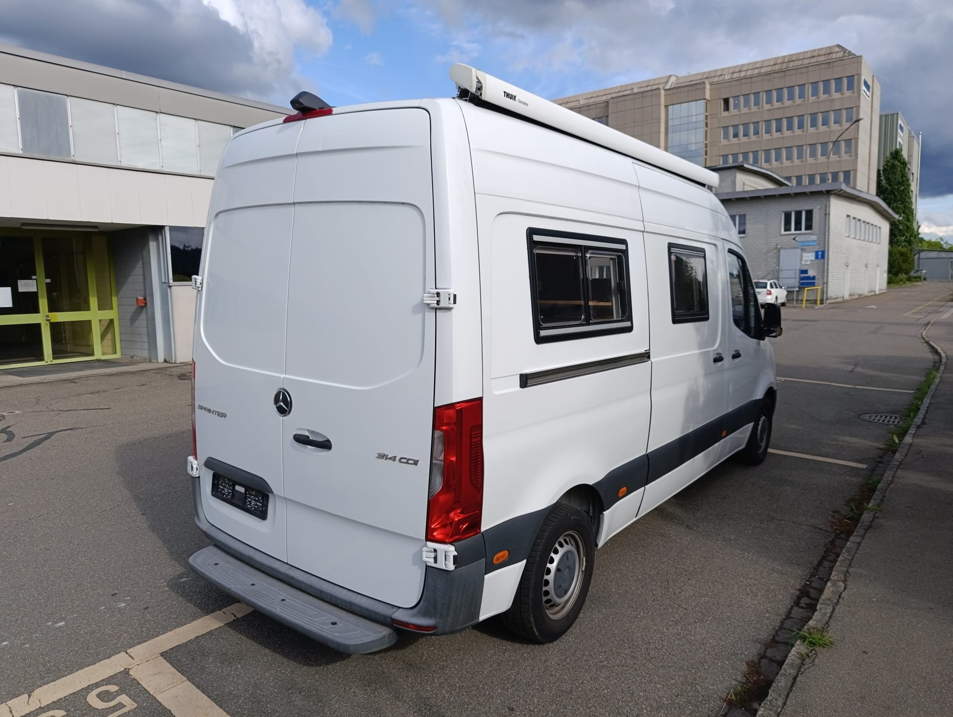MERCEDES-BENZ 314 CDI ***Bereit für das nächste Abenteuer & komplett autark***Nutzlast 680Kg *Dieselheizung *Kompressorkühlschrank *Solar-image-2