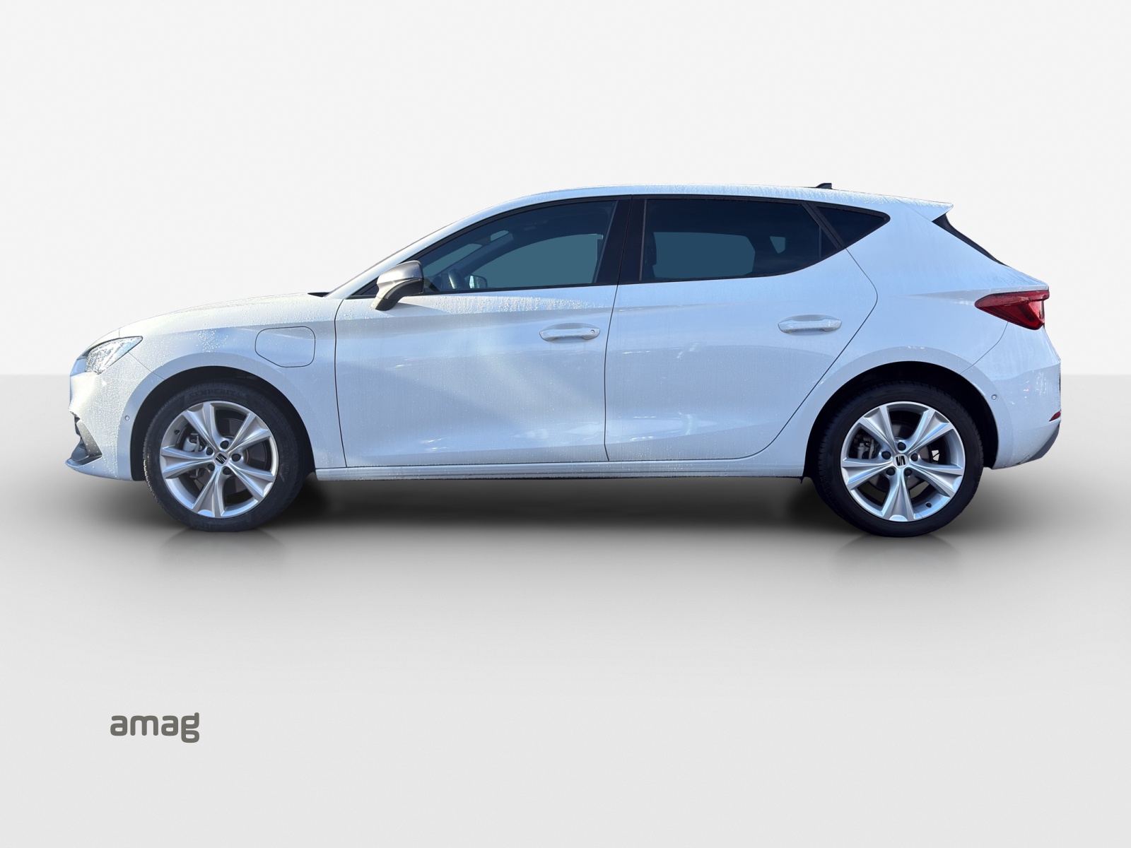 SEAT Leon 1.5 eHybrid pHEV DSG FR-image-1