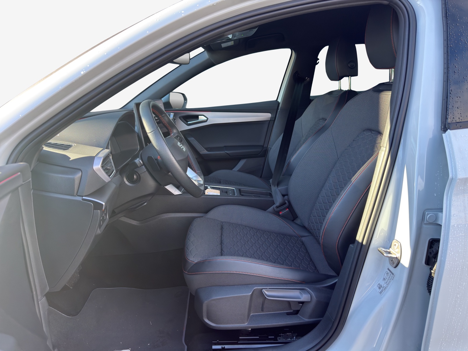 SEAT Leon 1.5 eHybrid pHEV DSG FR-image-8
