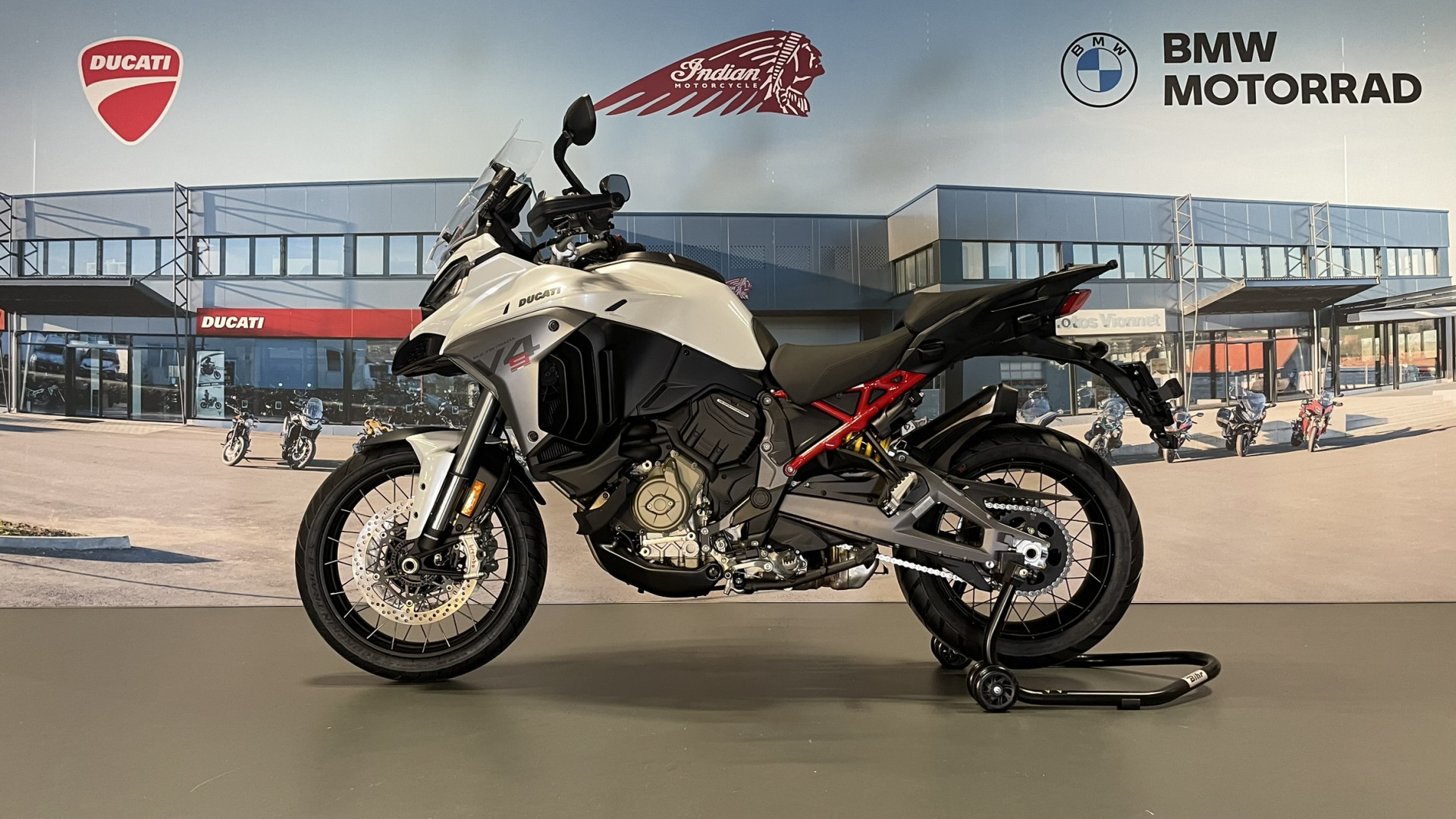 DUCATI Multistrada 1160 V4 S-showroom-element-3