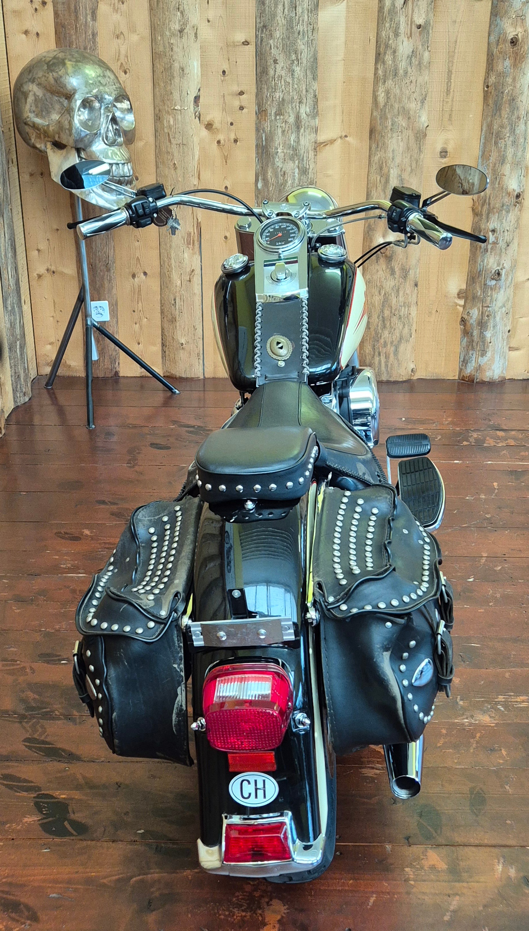 HARLEY-DAVIDSON FLST Heritage Softail-image-11