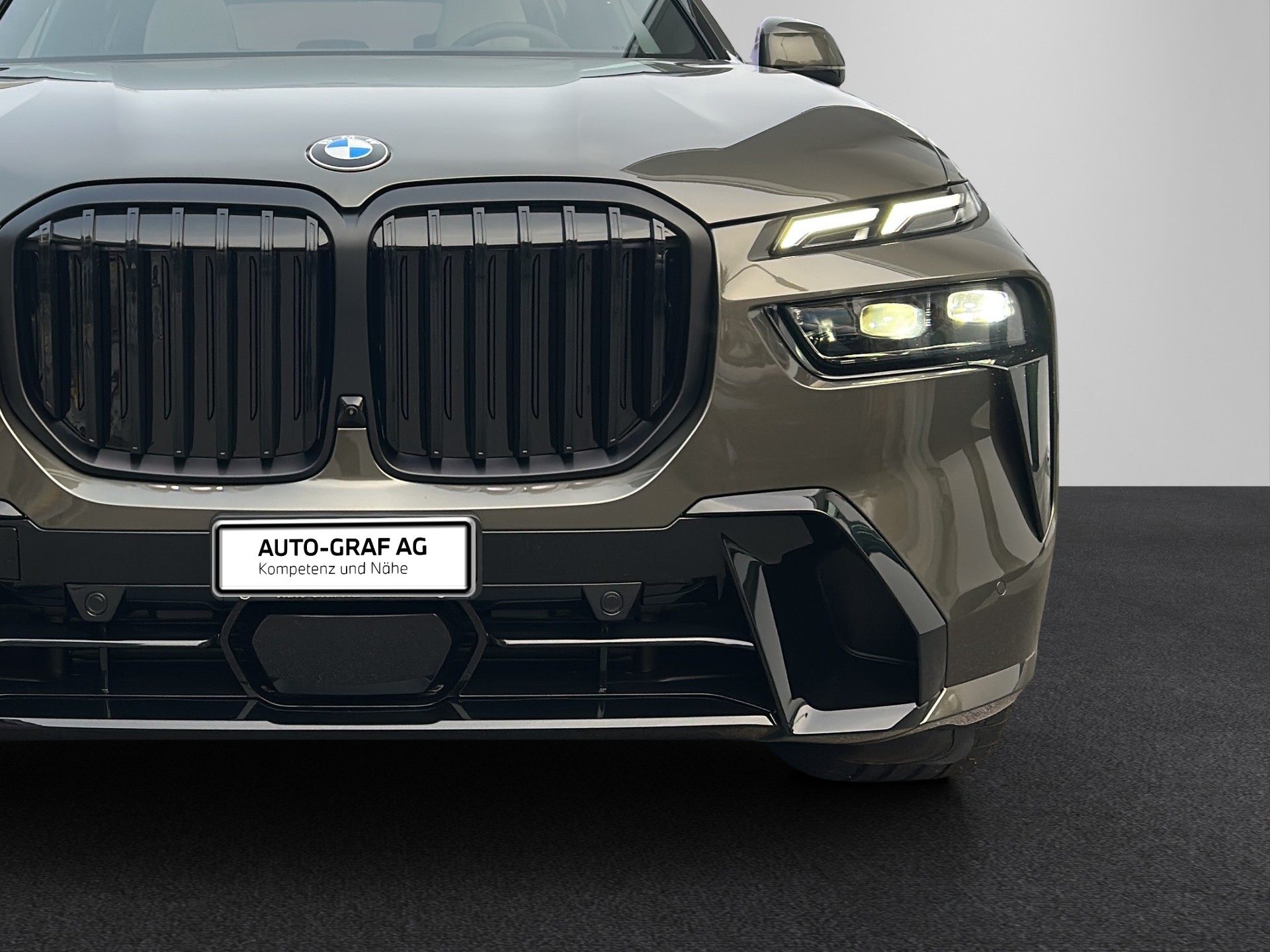 BMW X7 xDrive 48V 40d M Sport Pro Steptronic-image-8