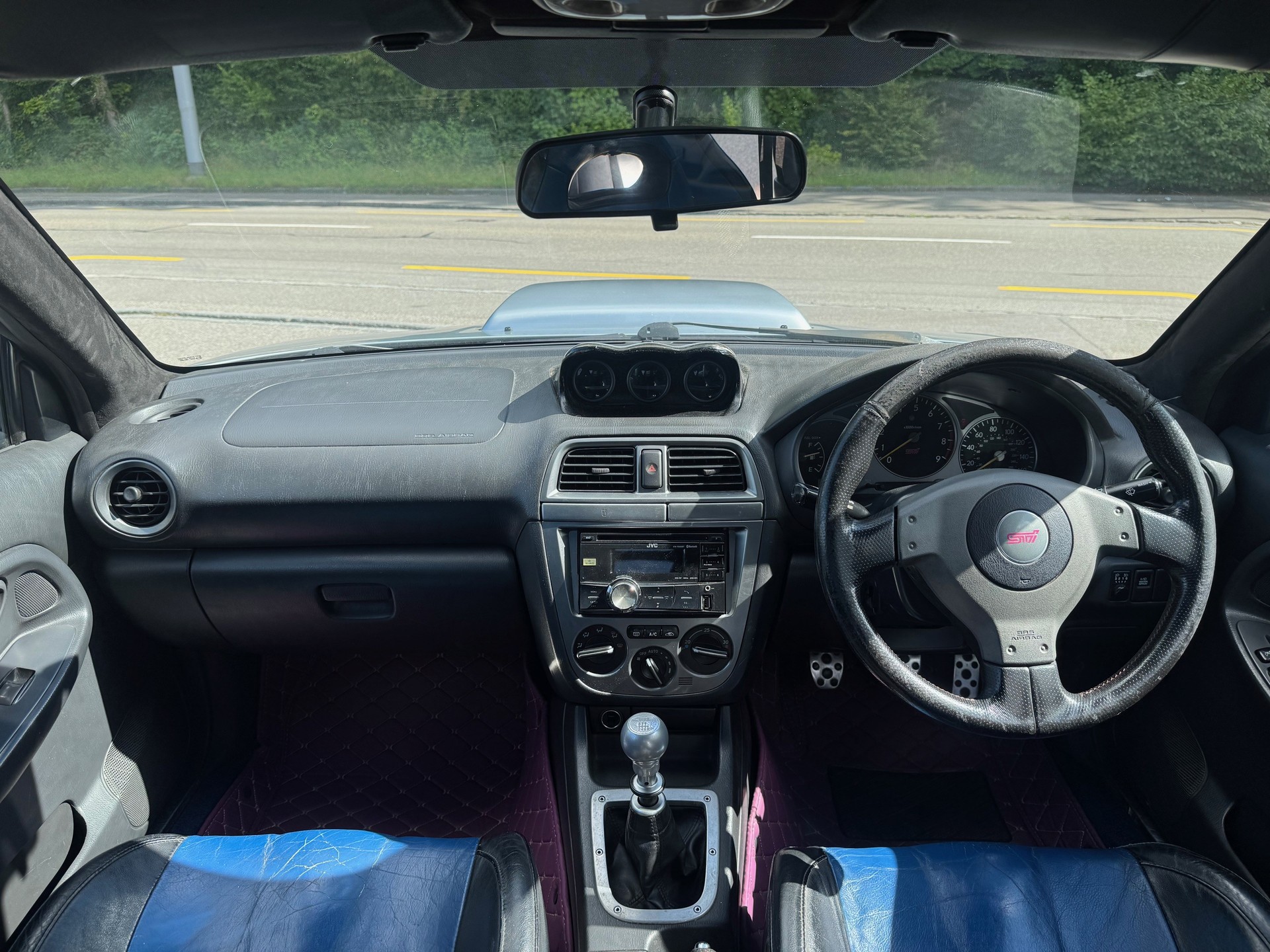 SUBARU WRX STI-image-4