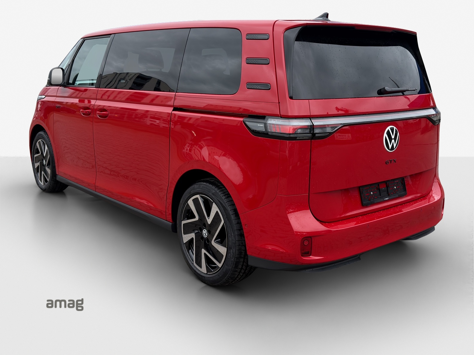 VW ID.Buzz LWB GTX 4 Motion-image-2
