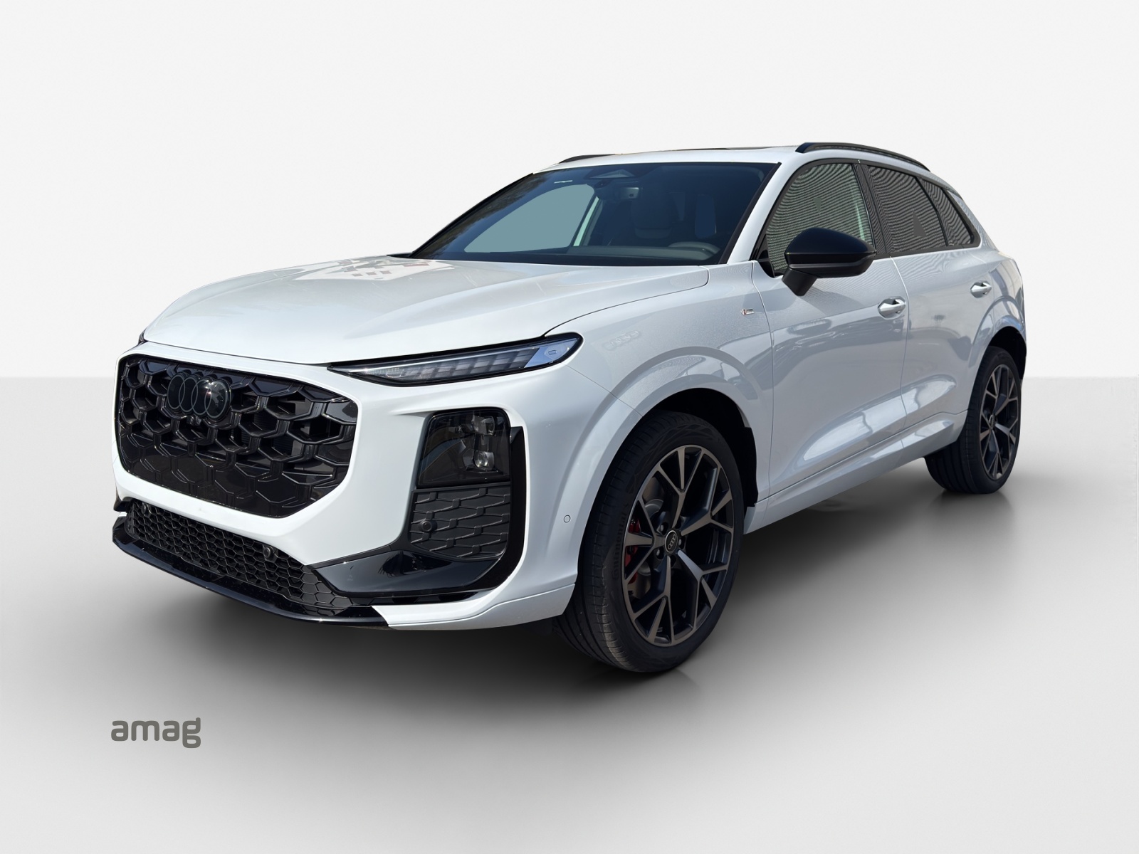 AUDI Q3 SUV TFSI quattro 195 kW S tronic-image-0