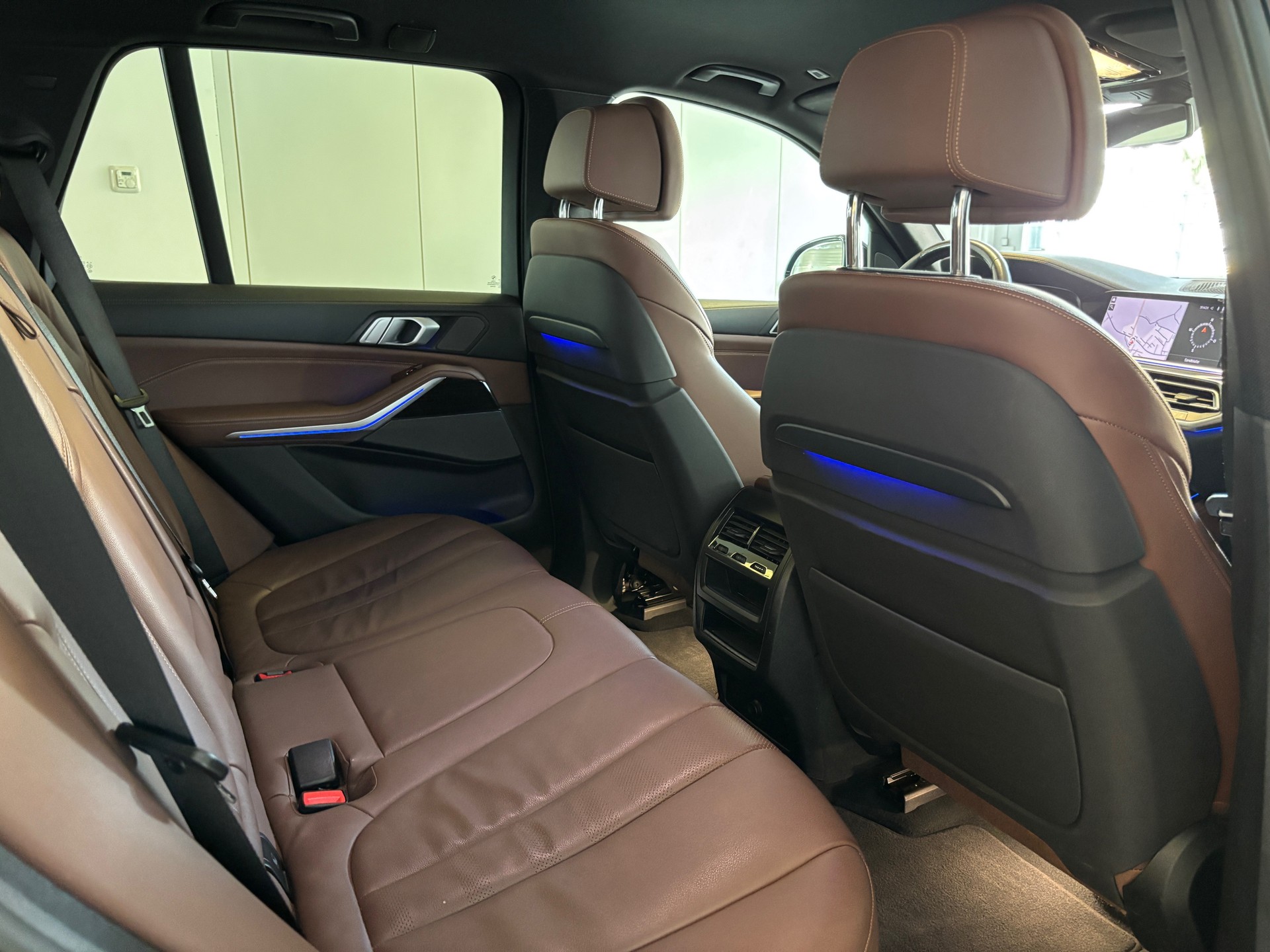BMW X5 xDrive 40i M-Sport Steptronic-image-10
