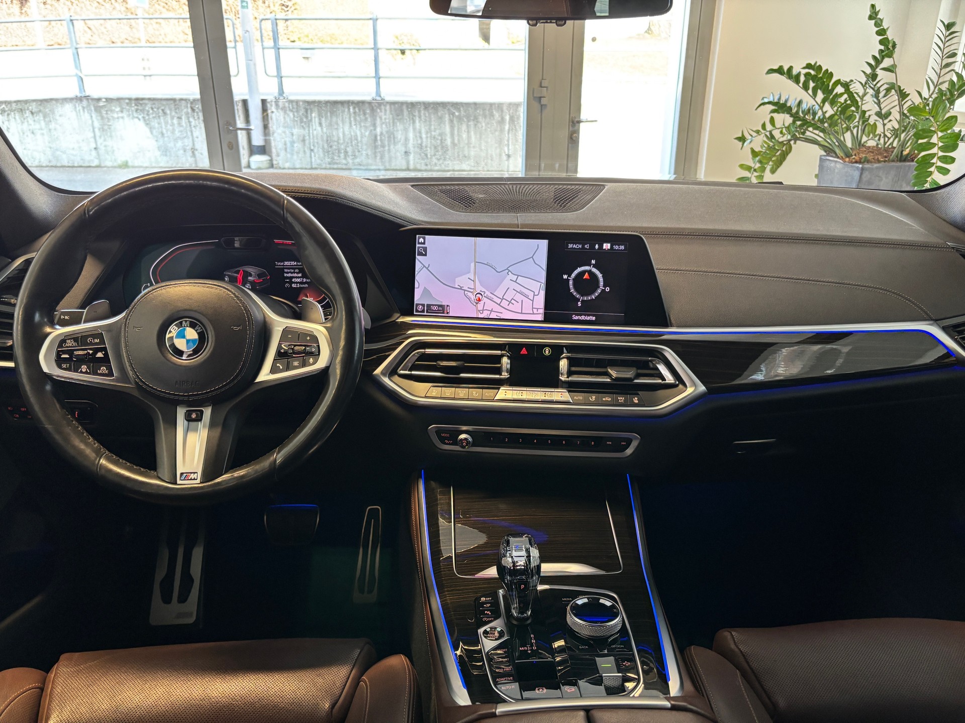 BMW X5 xDrive 40i M-Sport Steptronic-image-12