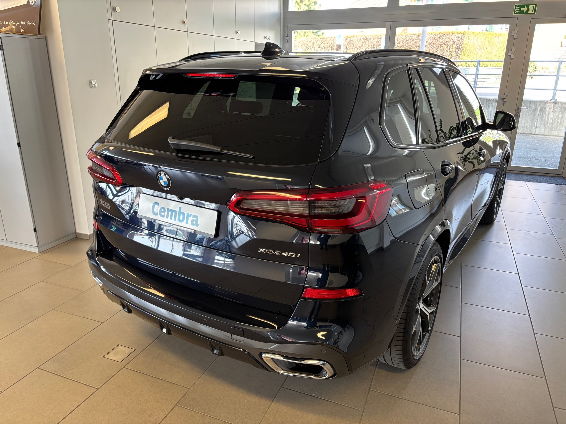 BMW X5 xDrive 40i M-Sport Steptronic-image-2