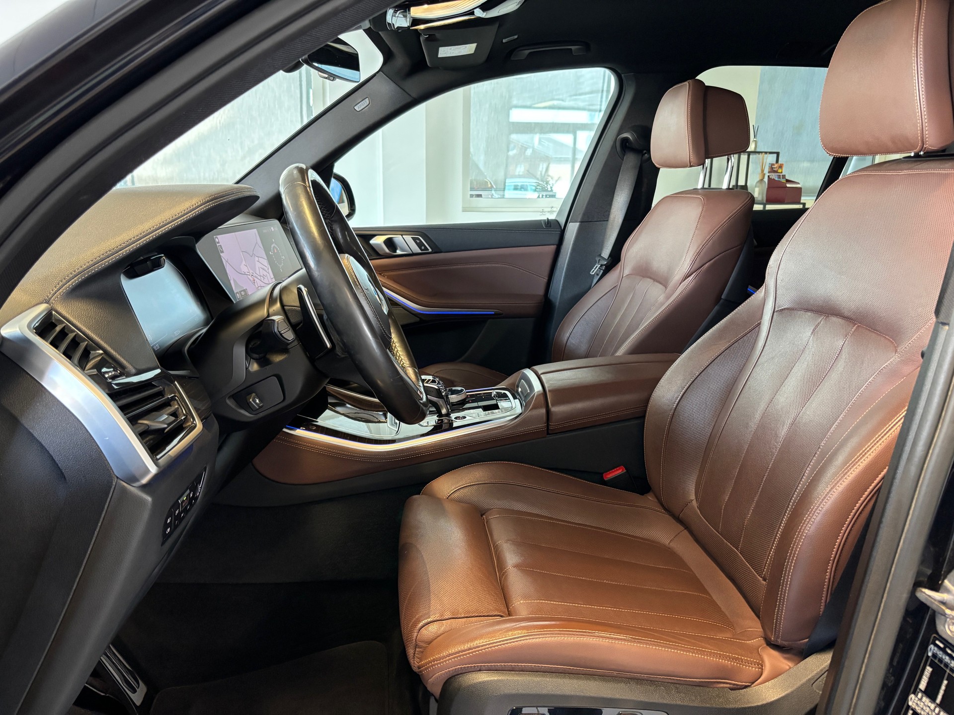 BMW X5 xDrive 40i M-Sport Steptronic-image-6