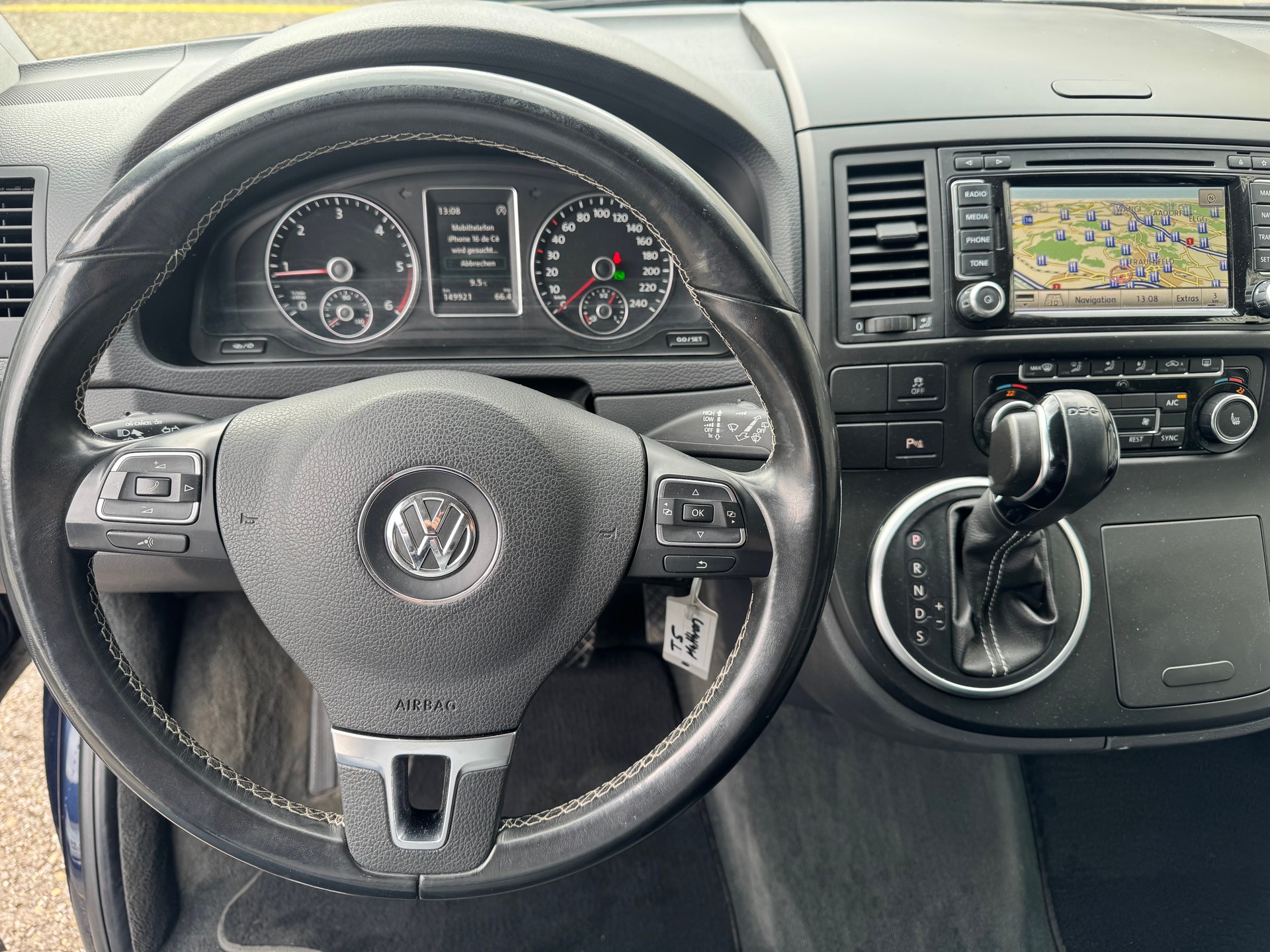 VW T5 Multivan 2.0 TDI CR Family Cup DSG-image-11
