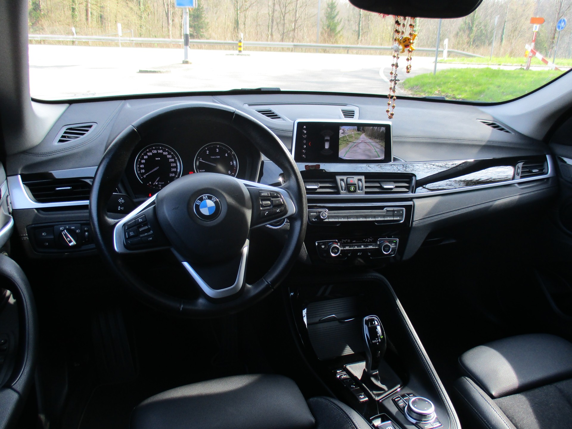 BMW X1 xDrive 18d Sport Line Steptronic-image-6