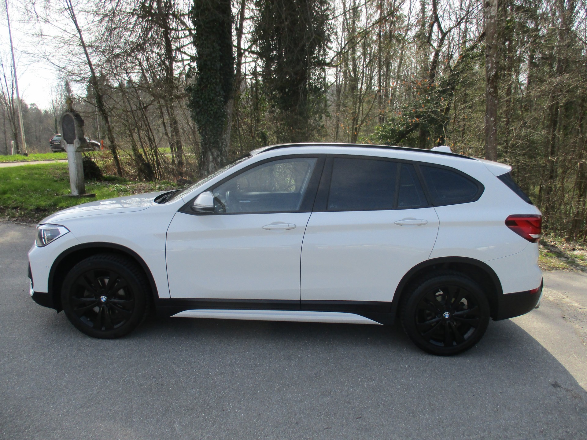 BMW X1 xDrive 18d Sport Line Steptronic-image-5
