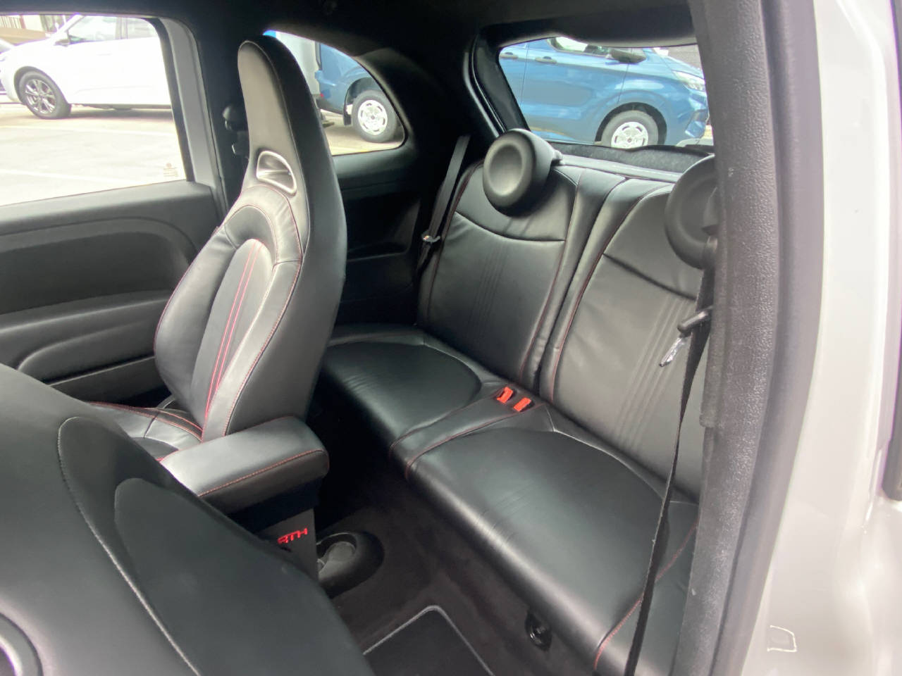 FIAT 595 Abarth 1.4 T-Jet 180 Competizione-image-8