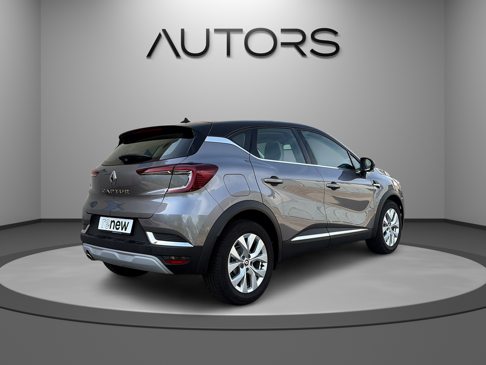 RENAULT Captur 1.3 TCe Intens-image-4