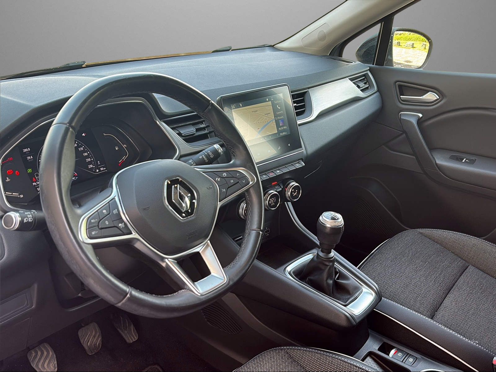 RENAULT Captur 1.3 TCe Intens-image-7